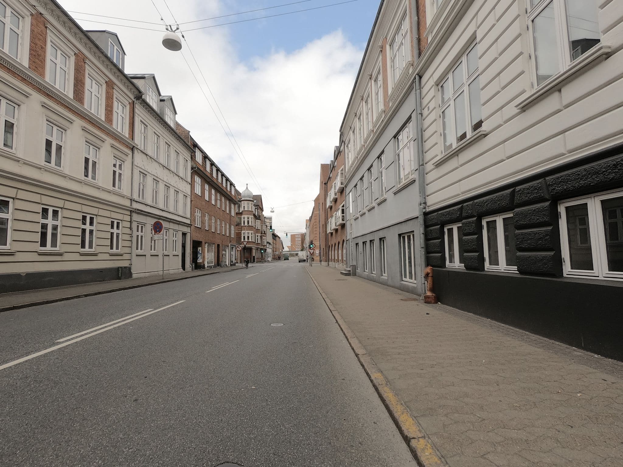 Street view near Esbjerg BB Hotel, Esbjerg — © neogeografen (CC BY-SA · Mapillary)