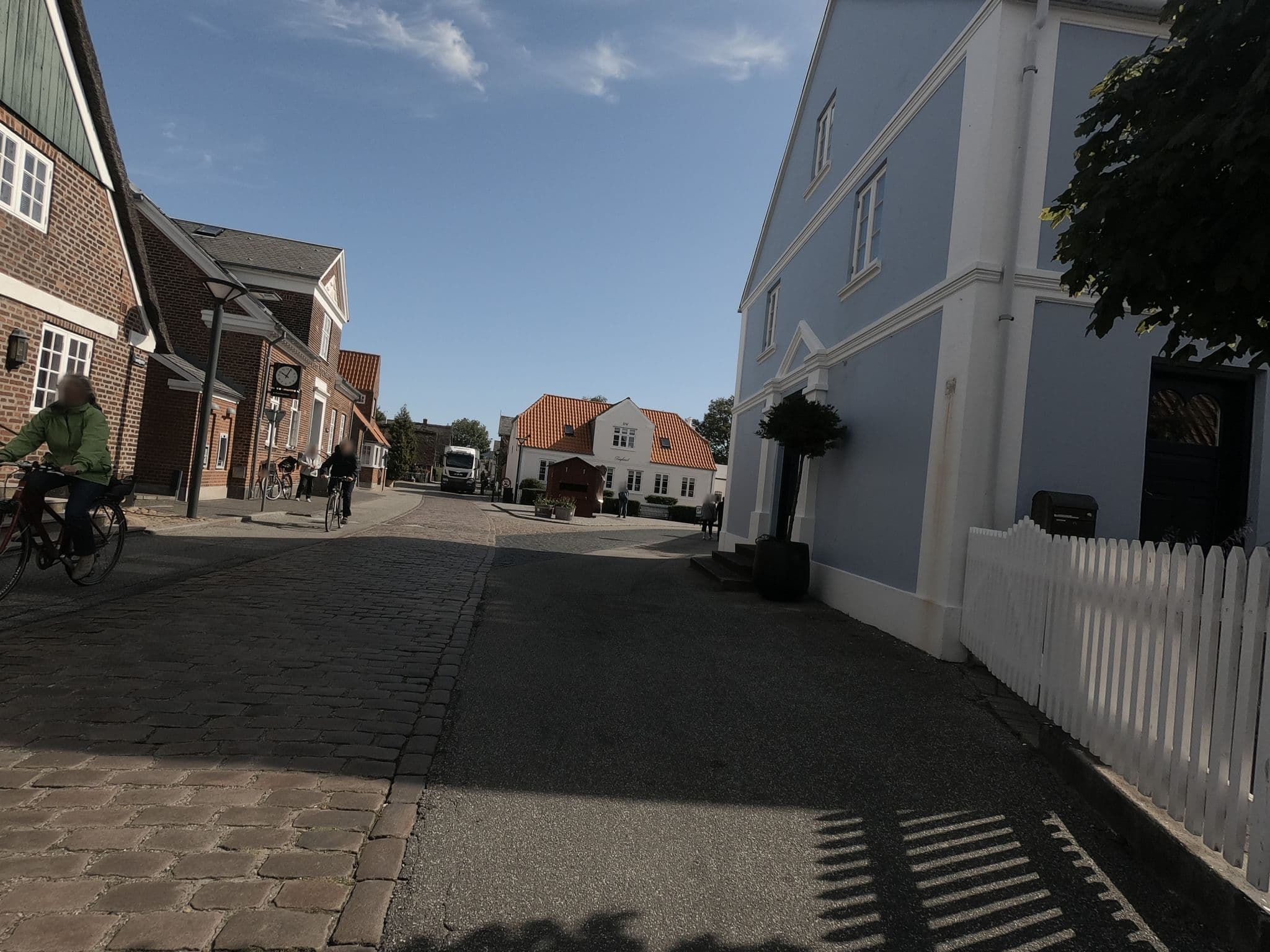 Street view near Captain's House B&B, Nordby — © neogeografen (CC BY-SA · Mapillary)