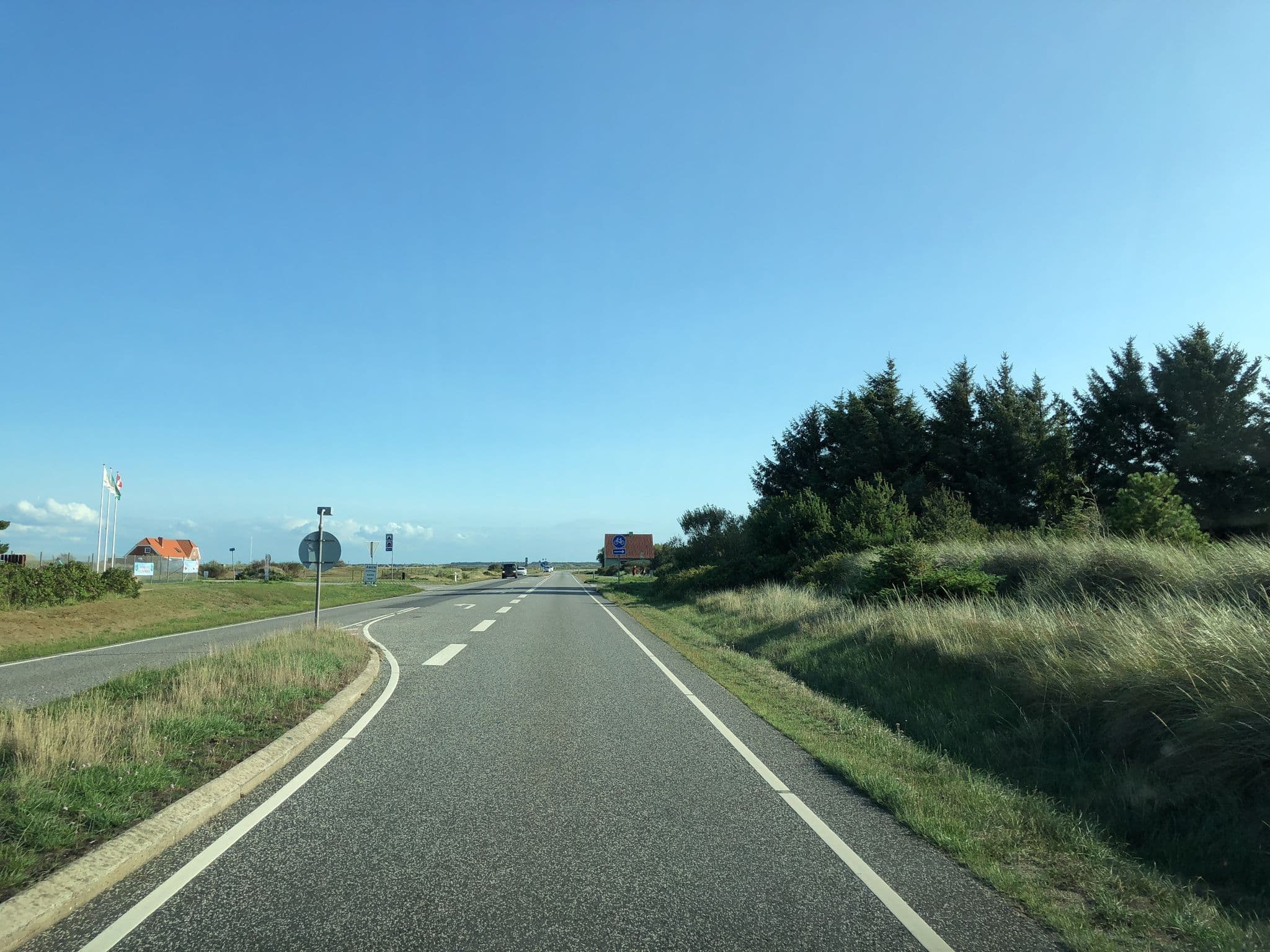 Street view near Bjerregårdsvej 4, Nørre Nebel — © peterleth (CC BY-SA · Mapillary)