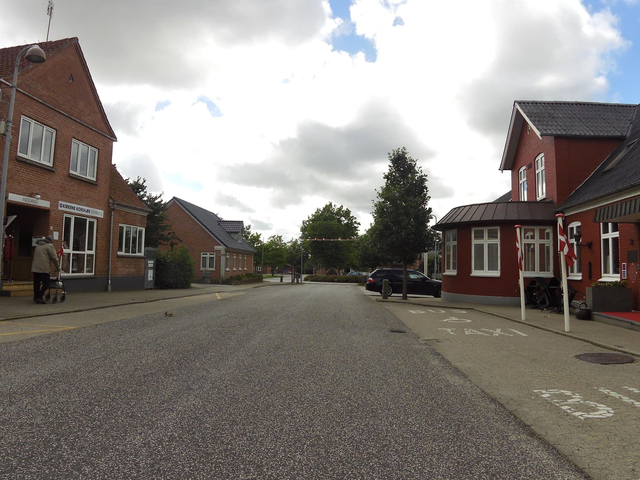 Street view near Agerskov Kro og Hotel, Toftlund — © hjart (CC BY-SA · Mapillary)
