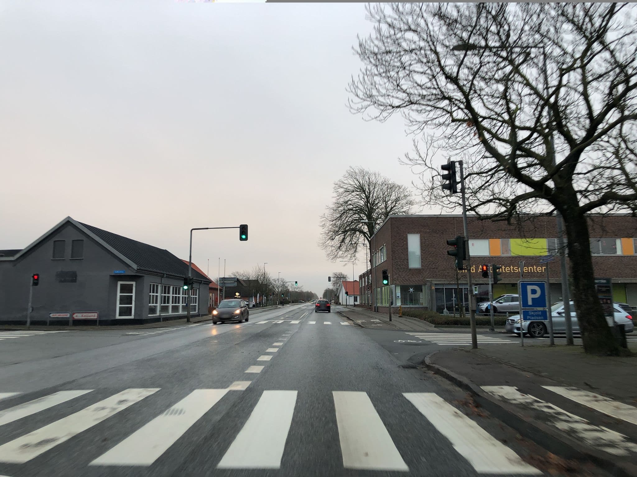 Street view near Lind Hotel, Lind — © peterleth (CC BY-SA · Mapillary)