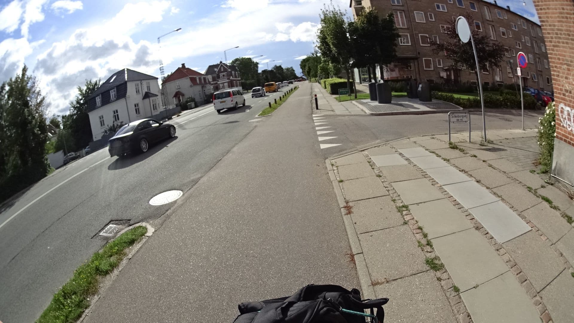 Street view near Gulnare Bed & Breakfast, Århus — © tryl (CC BY-SA · Mapillary)