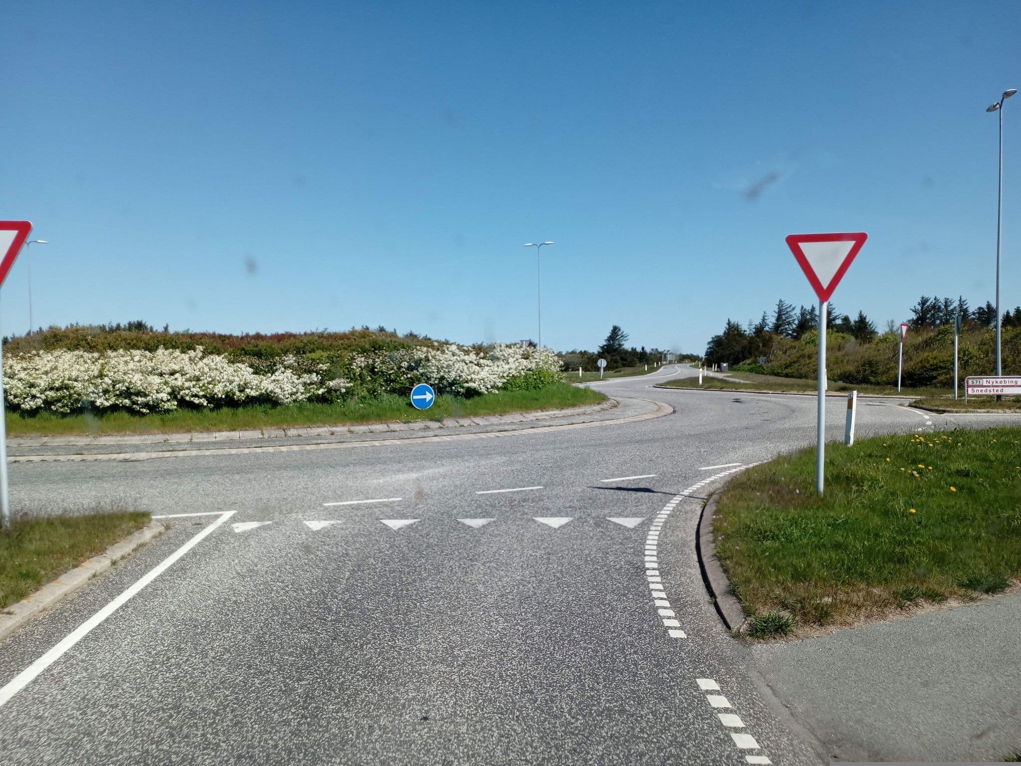 Street view near Hønsehuset, Klitmøller — © atze02 (CC BY-SA · Mapillary)