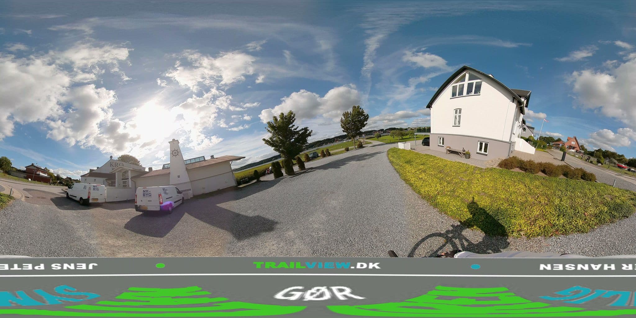 Street view near Hadsund Færgekro P/S, Hadsund — © jenspeterhansen (CC BY-SA · Mapillary)