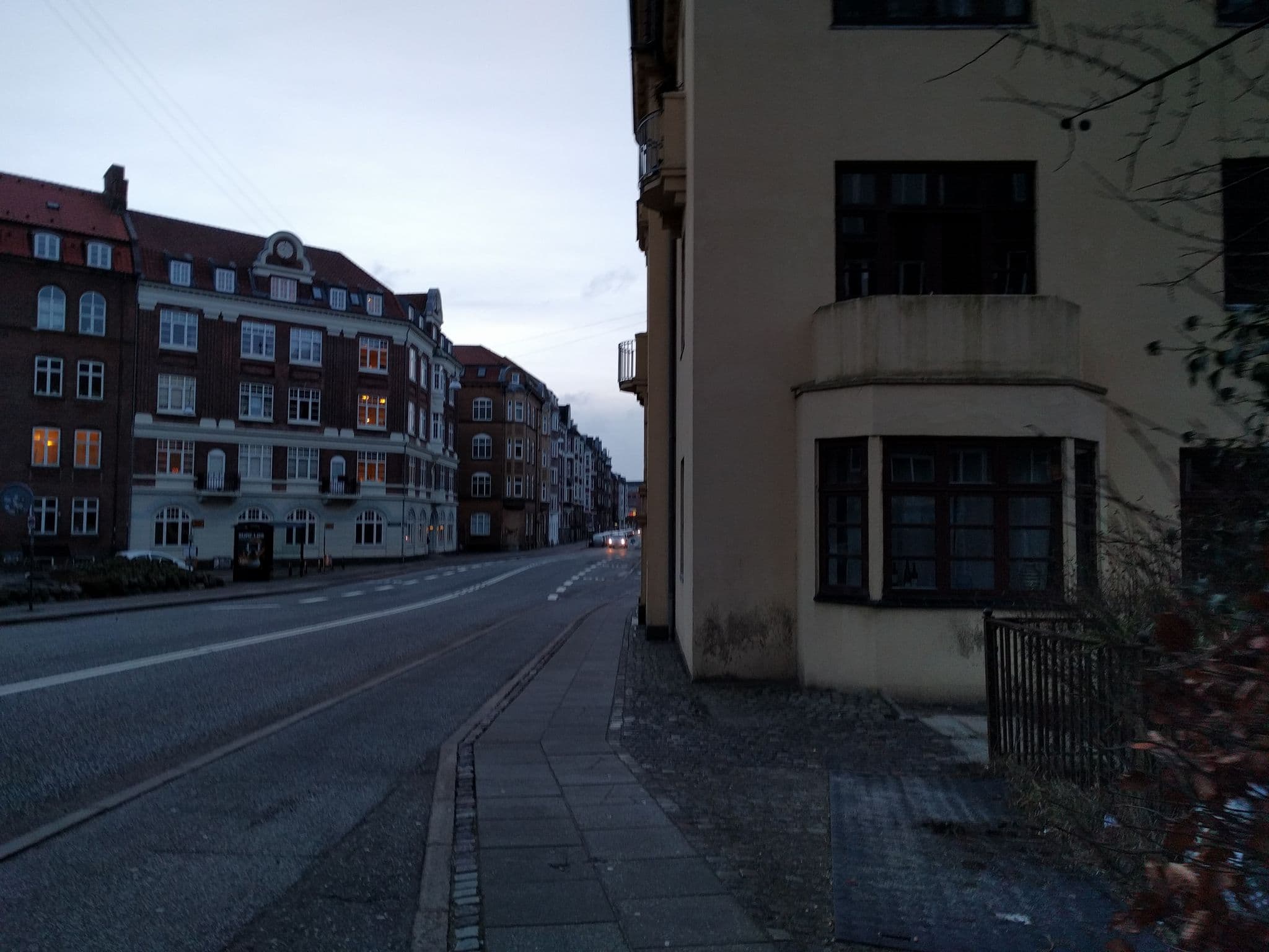 Street view near Med Udsigt Til Fontænen, Aalborg — © beer119 (CC BY-SA · Mapillary)