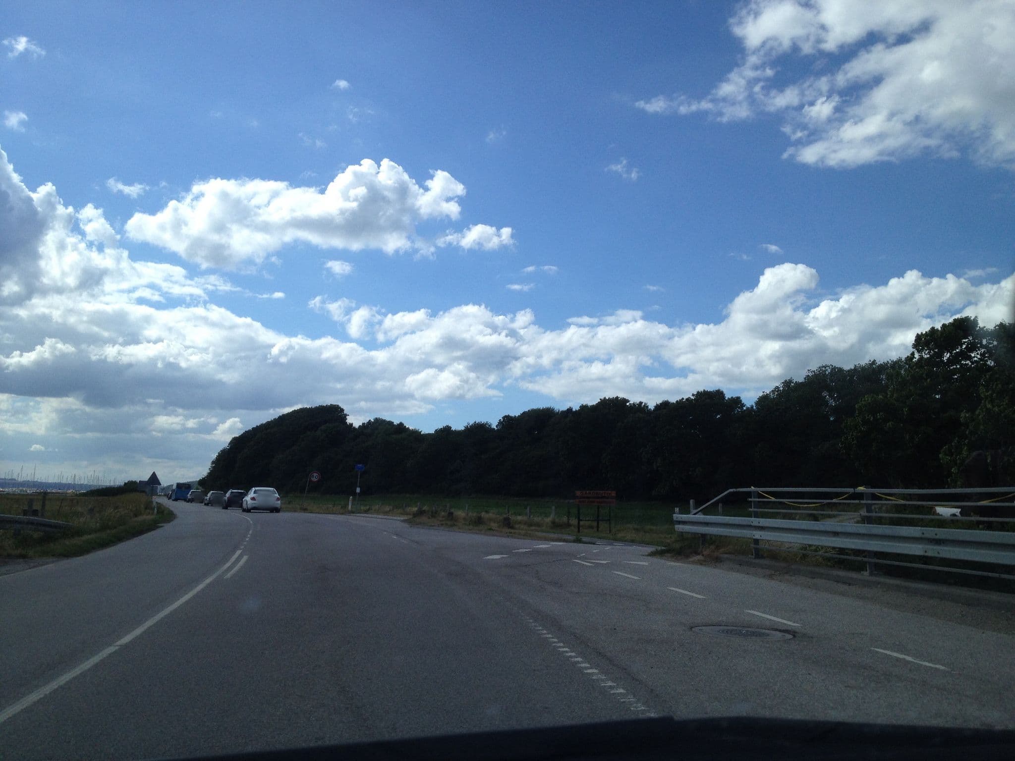 Street view near B&B hos Keramikerne i Egens Havhuse, Rønde — © elgaard (CC BY-SA · Mapillary)