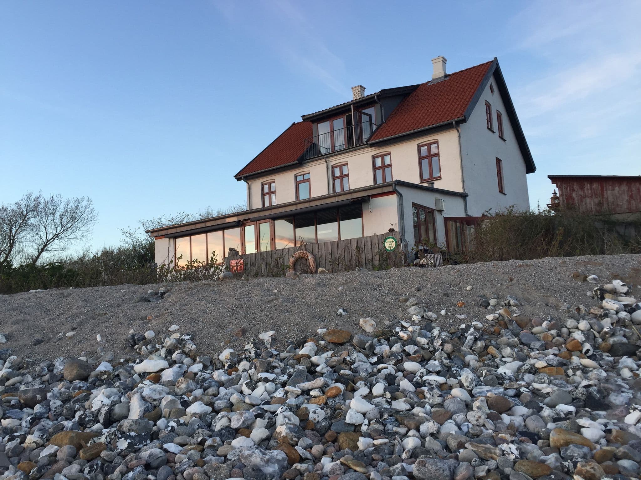 Street view near Djursnæs Bed & Breakfast, Hundested — © valteris (CC BY-SA · Mapillary)