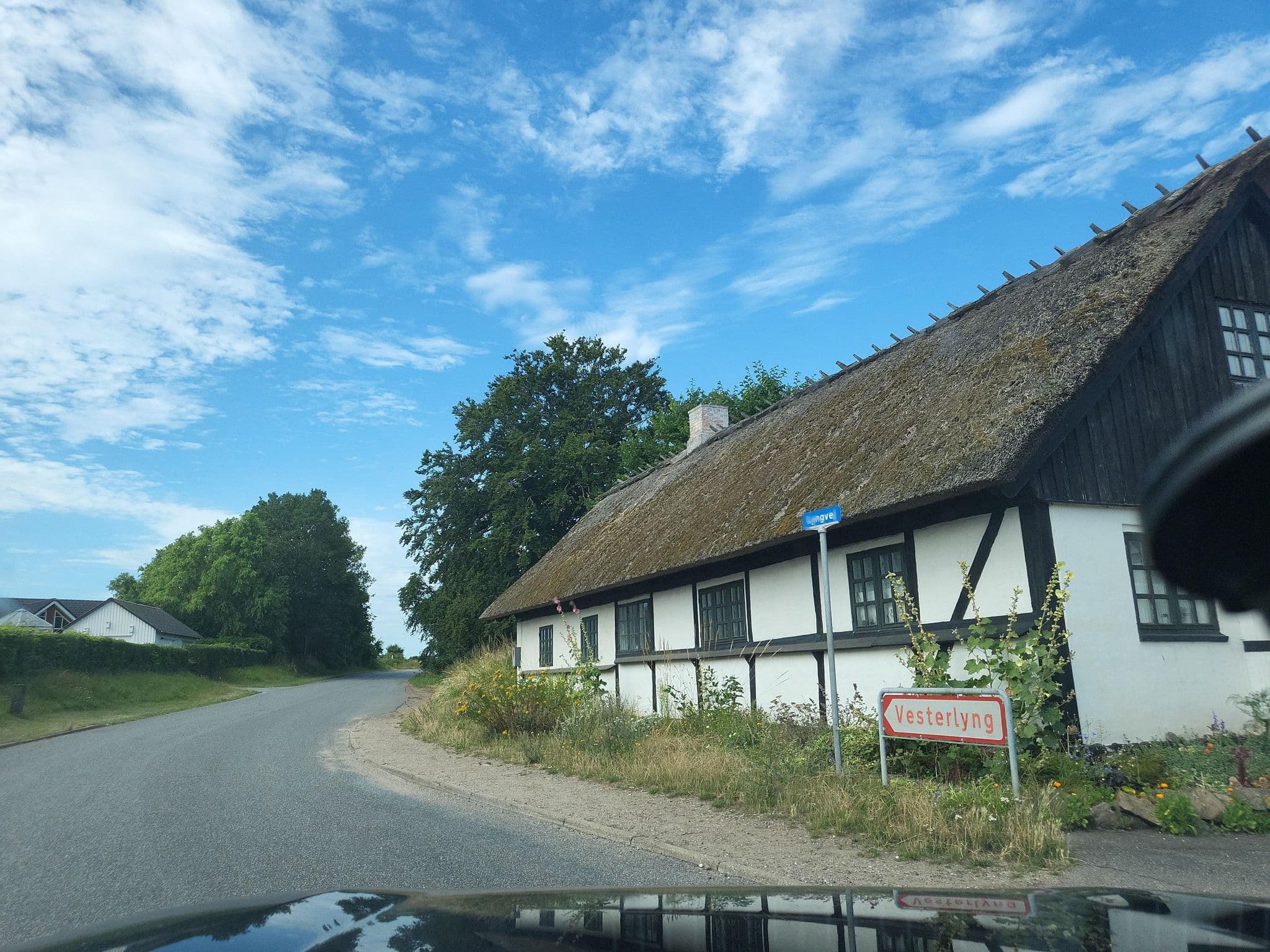 Street view near Havnsø Hotel & Kursuscenter, Hørve — © alkhafaji (CC BY-SA · Mapillary)