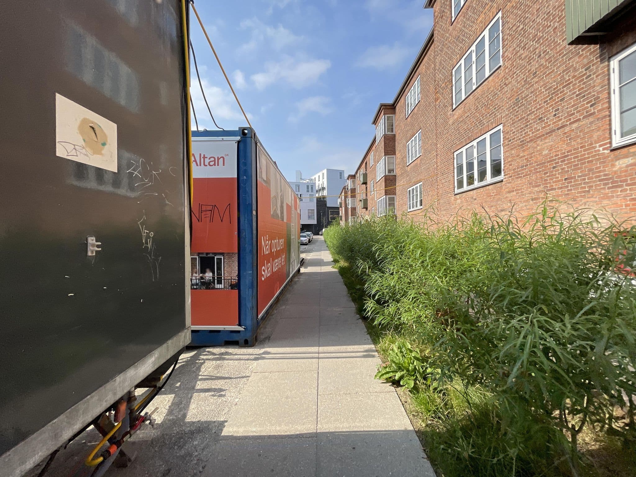 Street view near Liselund Ny Slot, Vanløse — © sulfo (CC BY-SA · Mapillary)