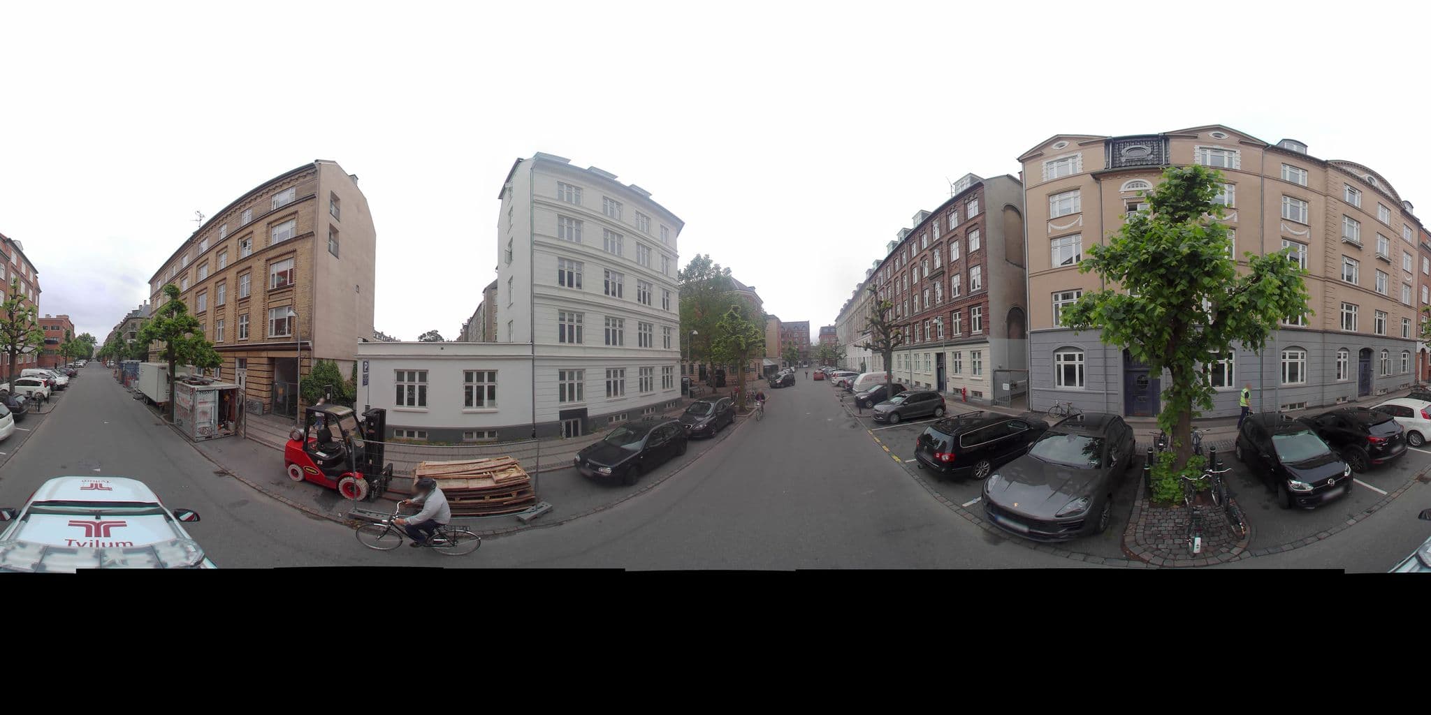 Street view near Château de Jacgue, Frederiksberg — © gisfrb (CC BY-SA · Mapillary)