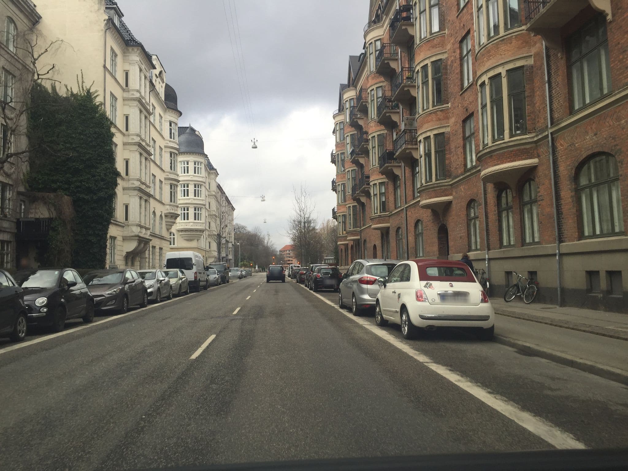 Street view near Thorvaldsenvej 15 | Frederiksberg, Frederiksberg — © vicval (CC BY-SA · Mapillary)