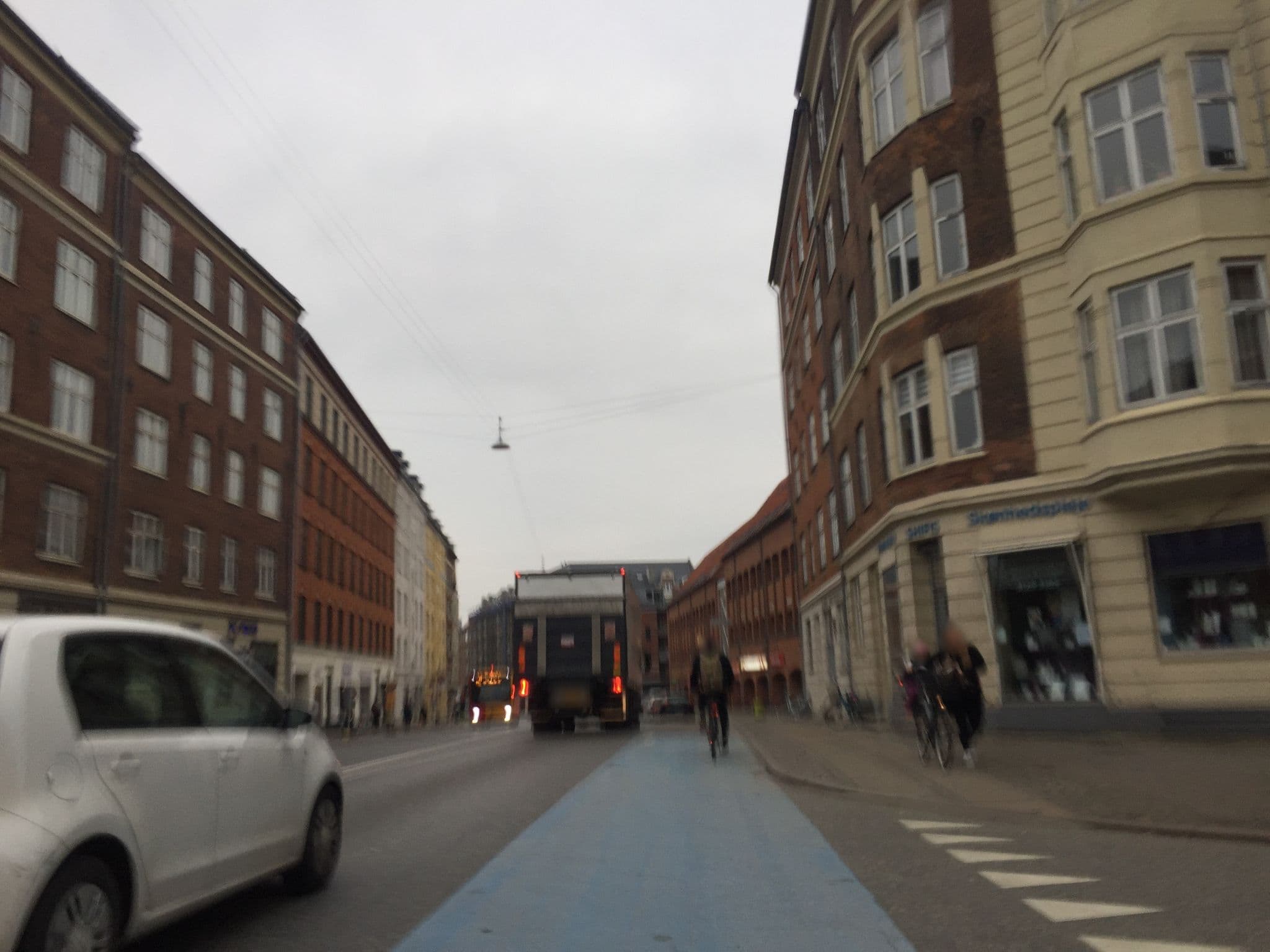 Street view near Enghave Kro, Valby — © rikkekofoed (CC BY-SA · Mapillary)