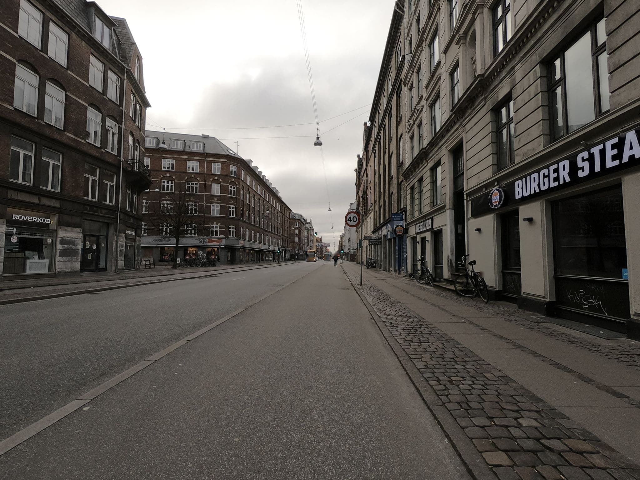 Street view near Chez Gerhard, Frederiksberg — © neogeografen (CC BY-SA · Mapillary)