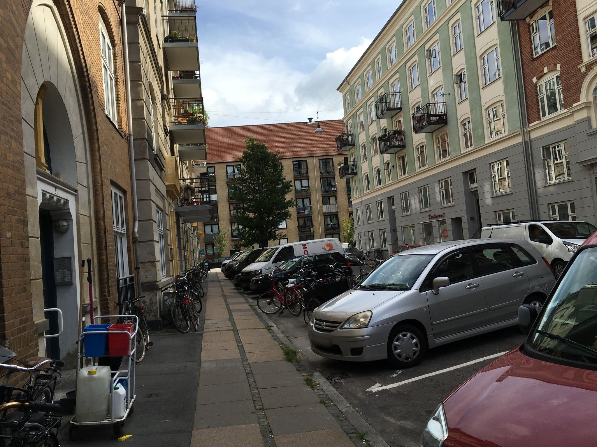 Street view near Broekner's Place East, Christianshavn — © stonor (CC BY-SA · Mapillary)