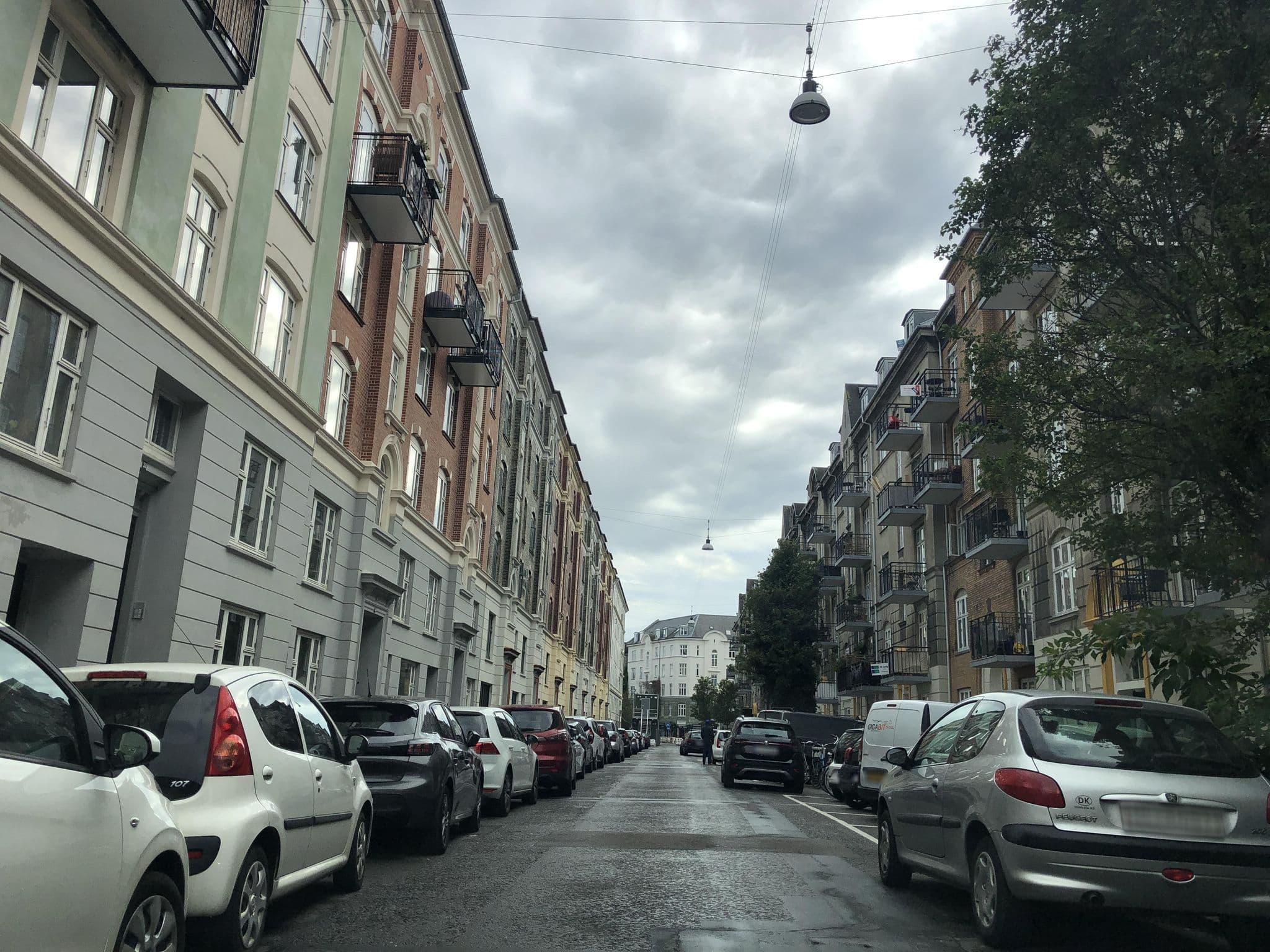 Street view near AmmeTågen, Christianshavn — © peterleth (CC BY-SA · Mapillary)