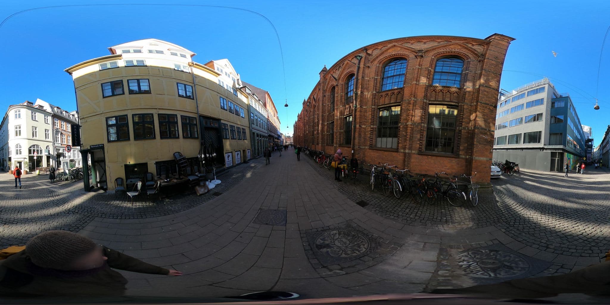 Street view near Masquerade Ball At Hotel Sankt Petri, Indre By — © peterleth (CC BY-SA · Mapillary)
