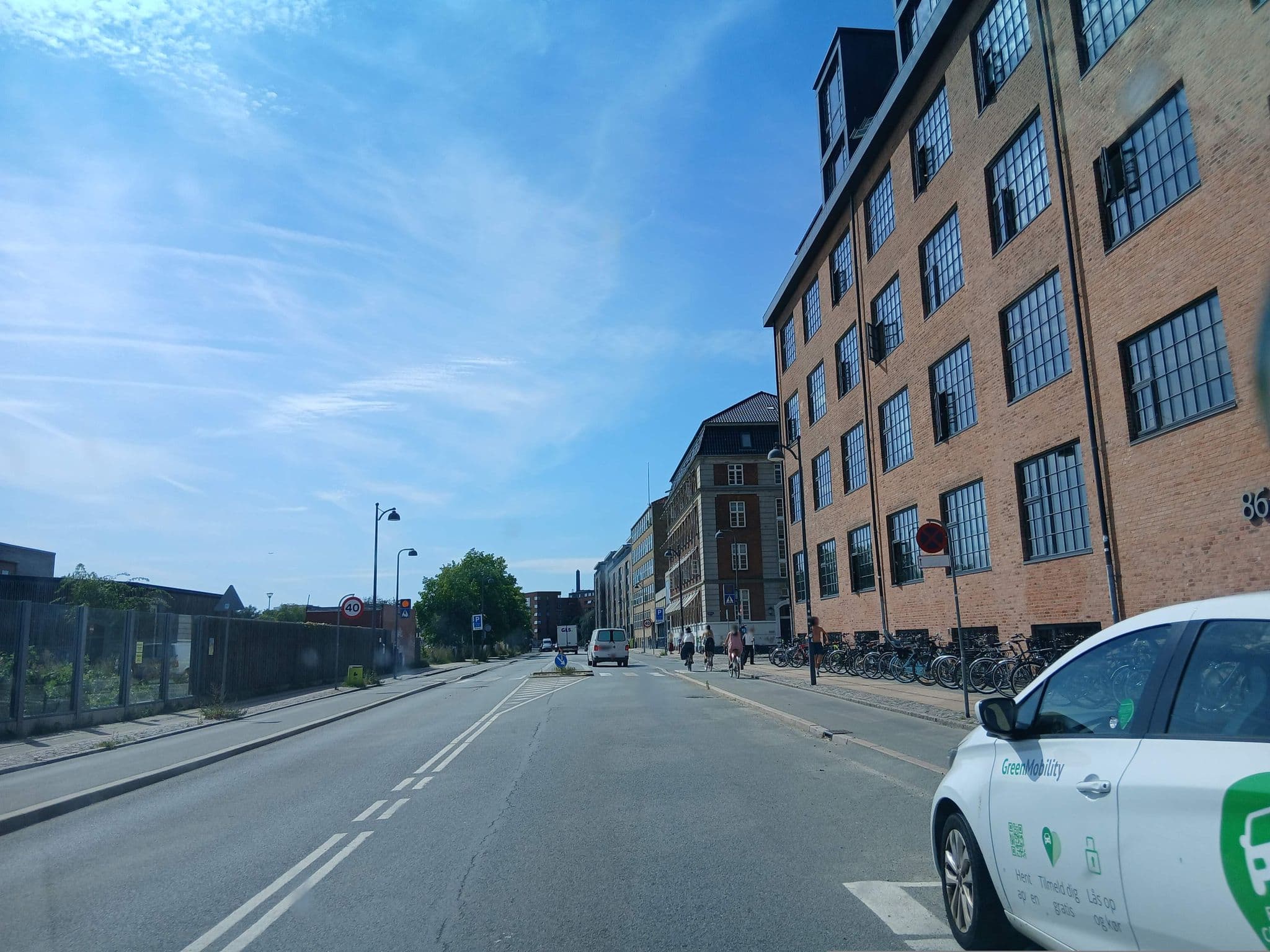 Street view near Pool @ Bryggen Guldsmeden, Christianshavn — © signout (CC BY-SA · Mapillary)