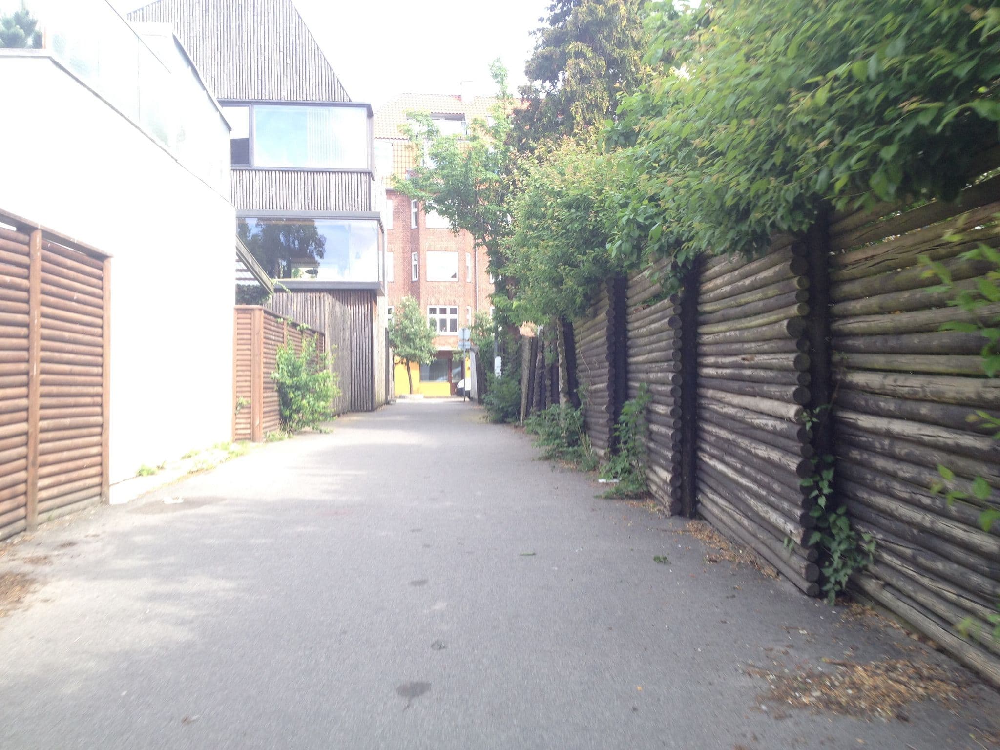 Street view near Onsgårdsvej271, Charlottenlund — © elgaard (CC BY-SA · Mapillary)