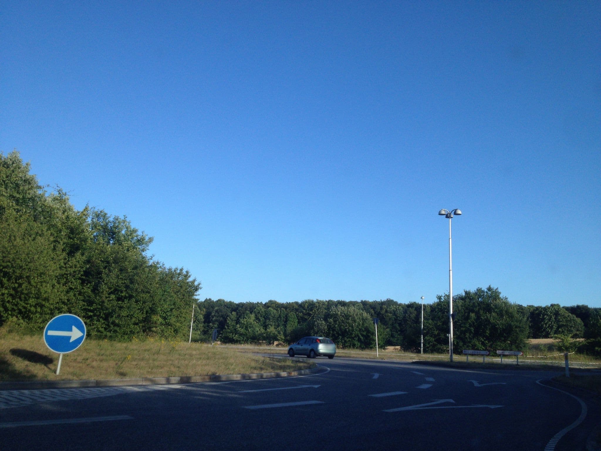 Street view near Hotel Real Izamal, Hørsholm — © elgaard (CC BY-SA · Mapillary)