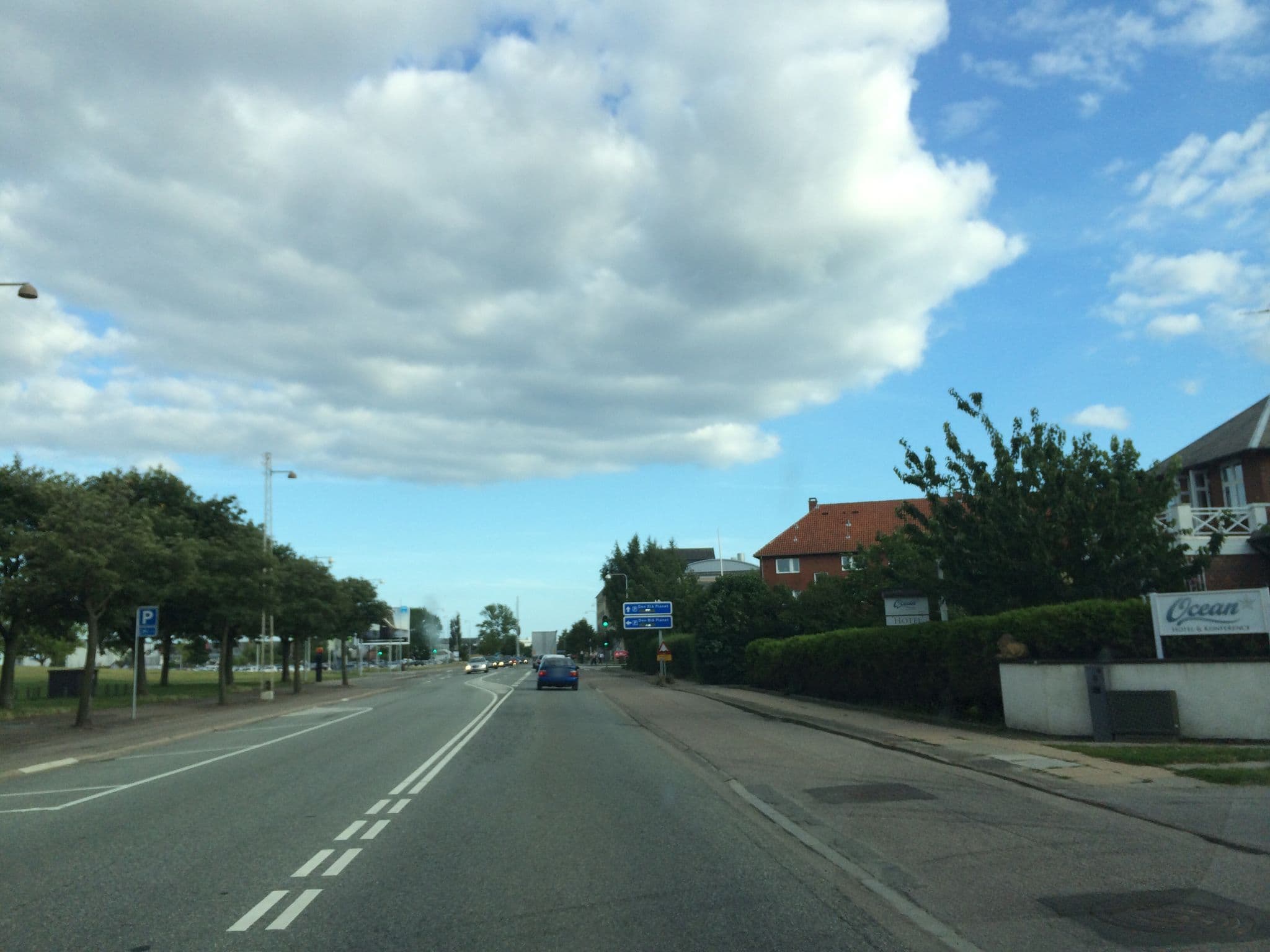 Street view near Ocean Hotel & Konference, Tårnby — © jesolem (CC BY-SA · Mapillary)