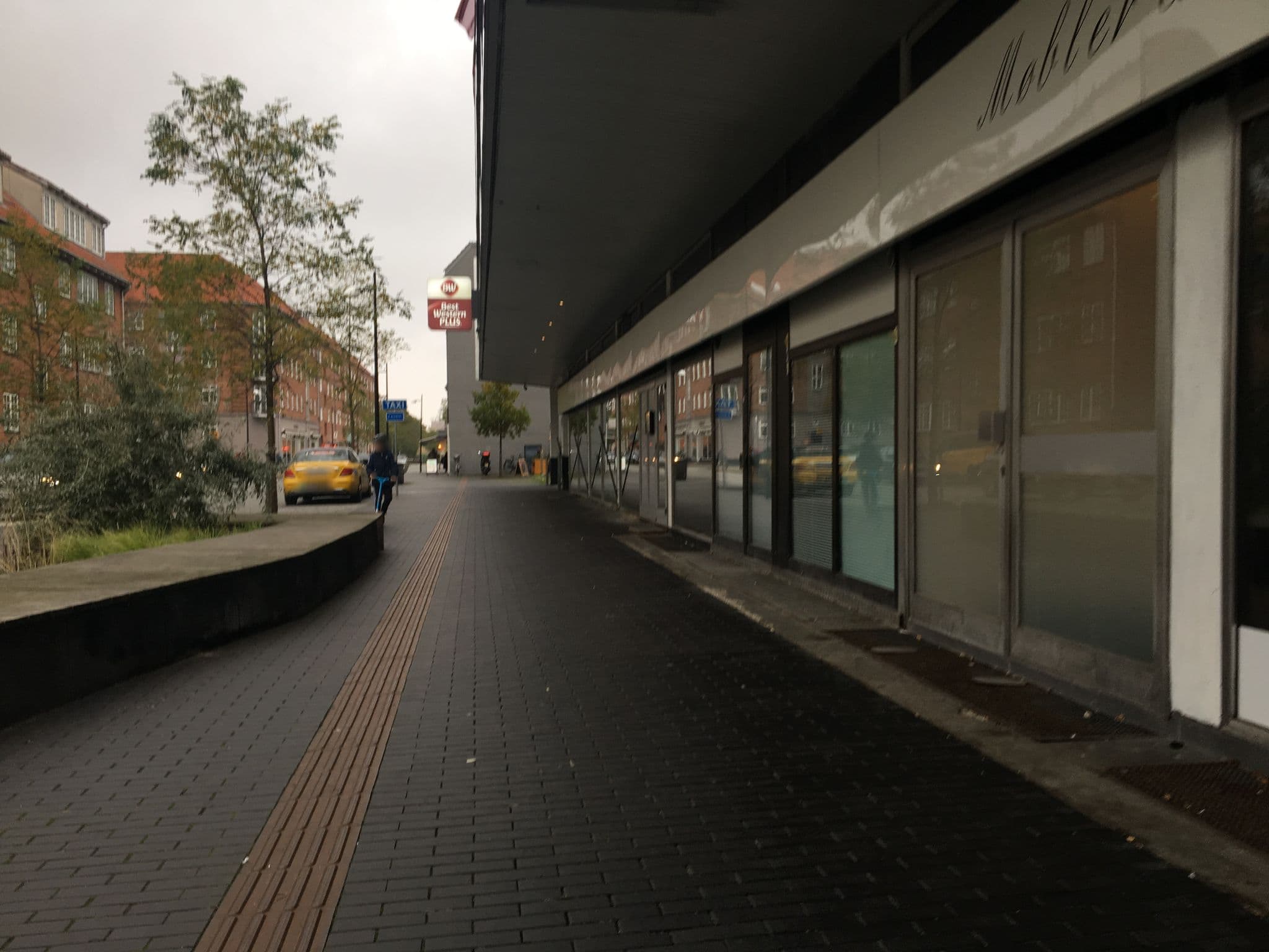 Street view near Quality Airport Hotel Dan, Tårnby — © kimbach (CC BY-SA · Mapillary)