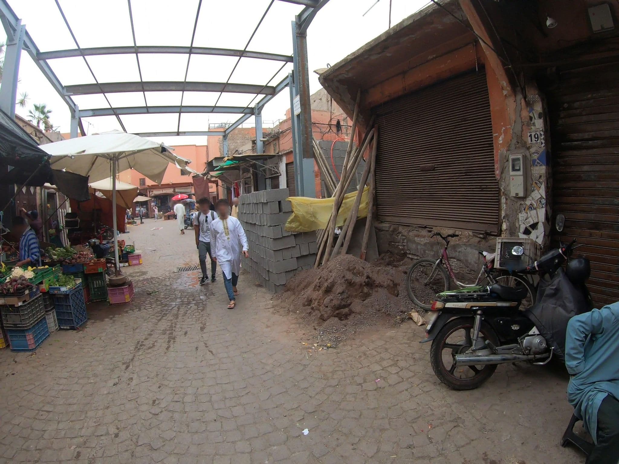 Street view near Ksar Kasbah&Spa, Méchouar-Kasba — © algirdasc (CC BY-SA · Mapillary)
