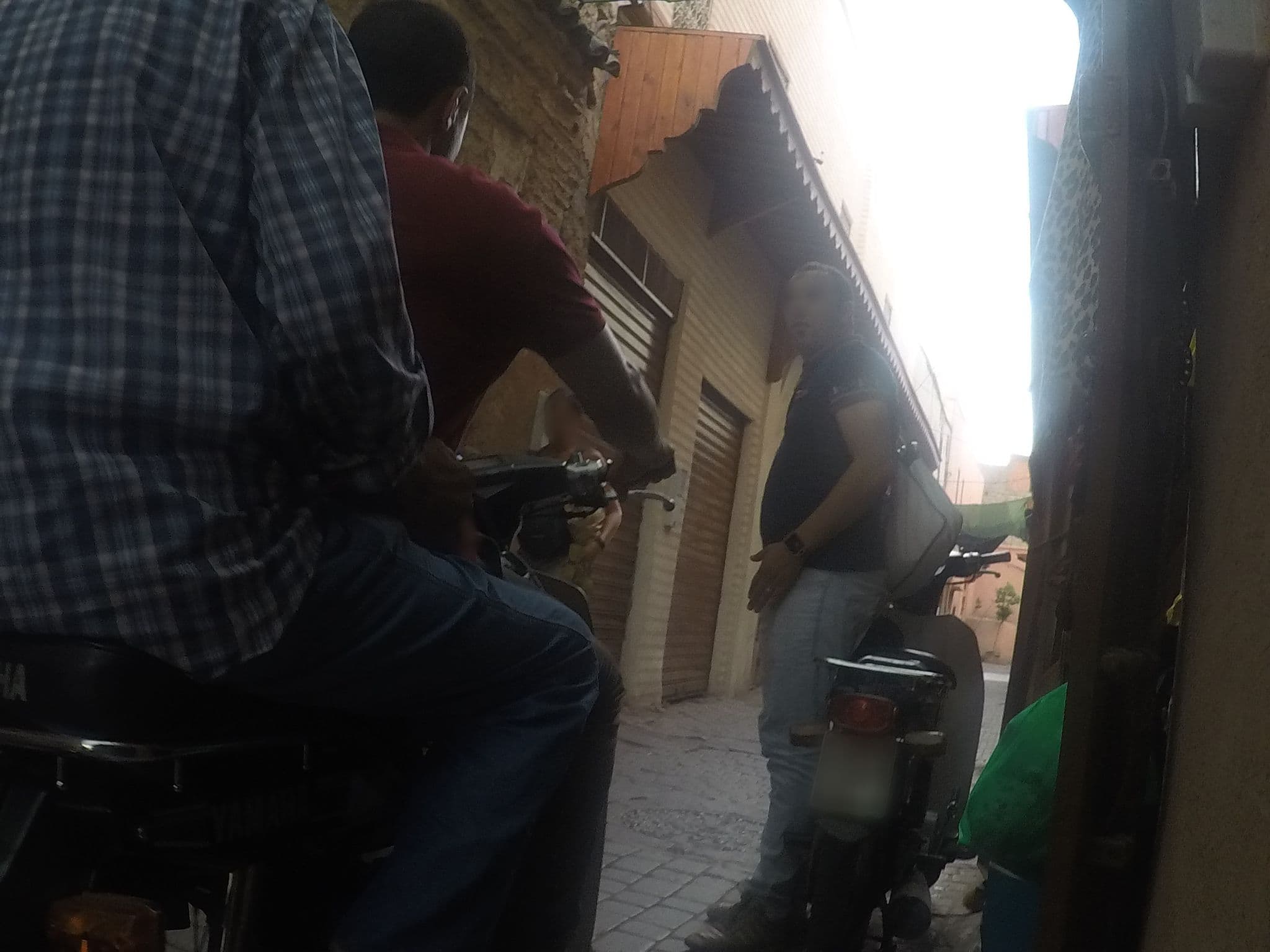 Street view near Le Blanc Sofa En Riad Karmela, Marrakesh — © chrisbeddow (CC BY-SA · Mapillary)