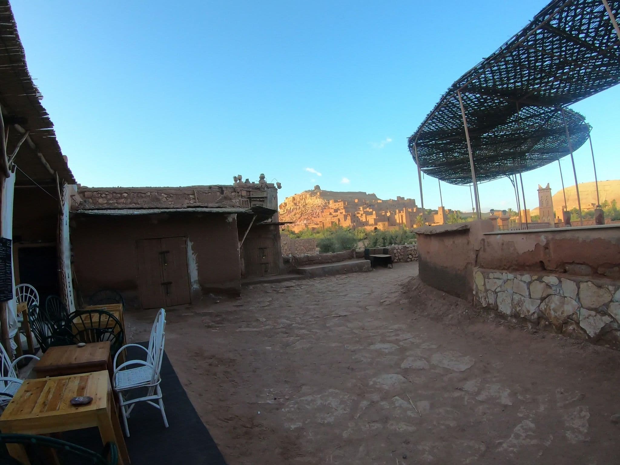 Street view near Kasbah La Cigogne, Tabount — © algirdasc (CC BY-SA · Mapillary)
