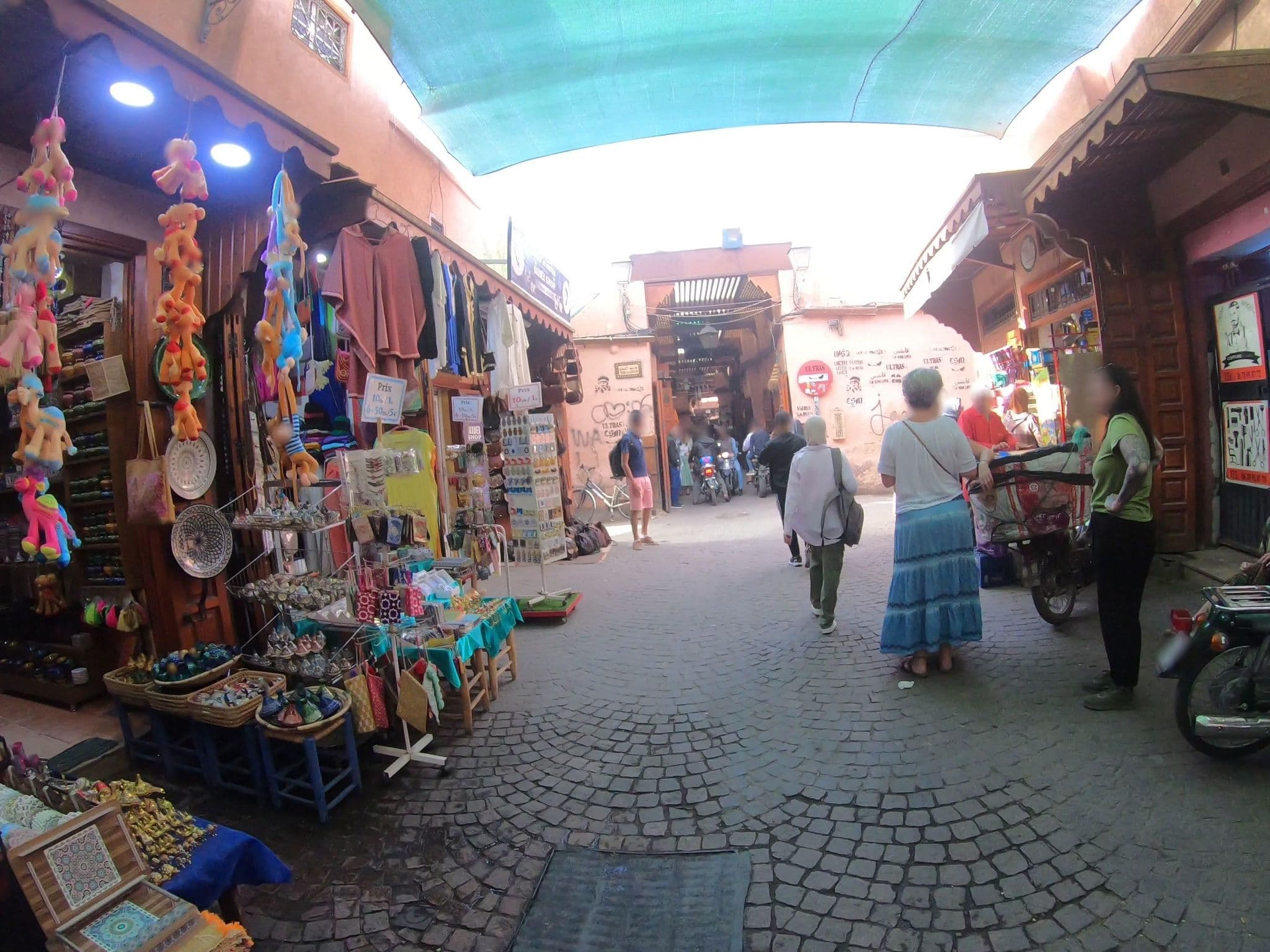 Street view near Mosaic Hostel, Marrakesh — © algirdasc (CC BY-SA · Mapillary)