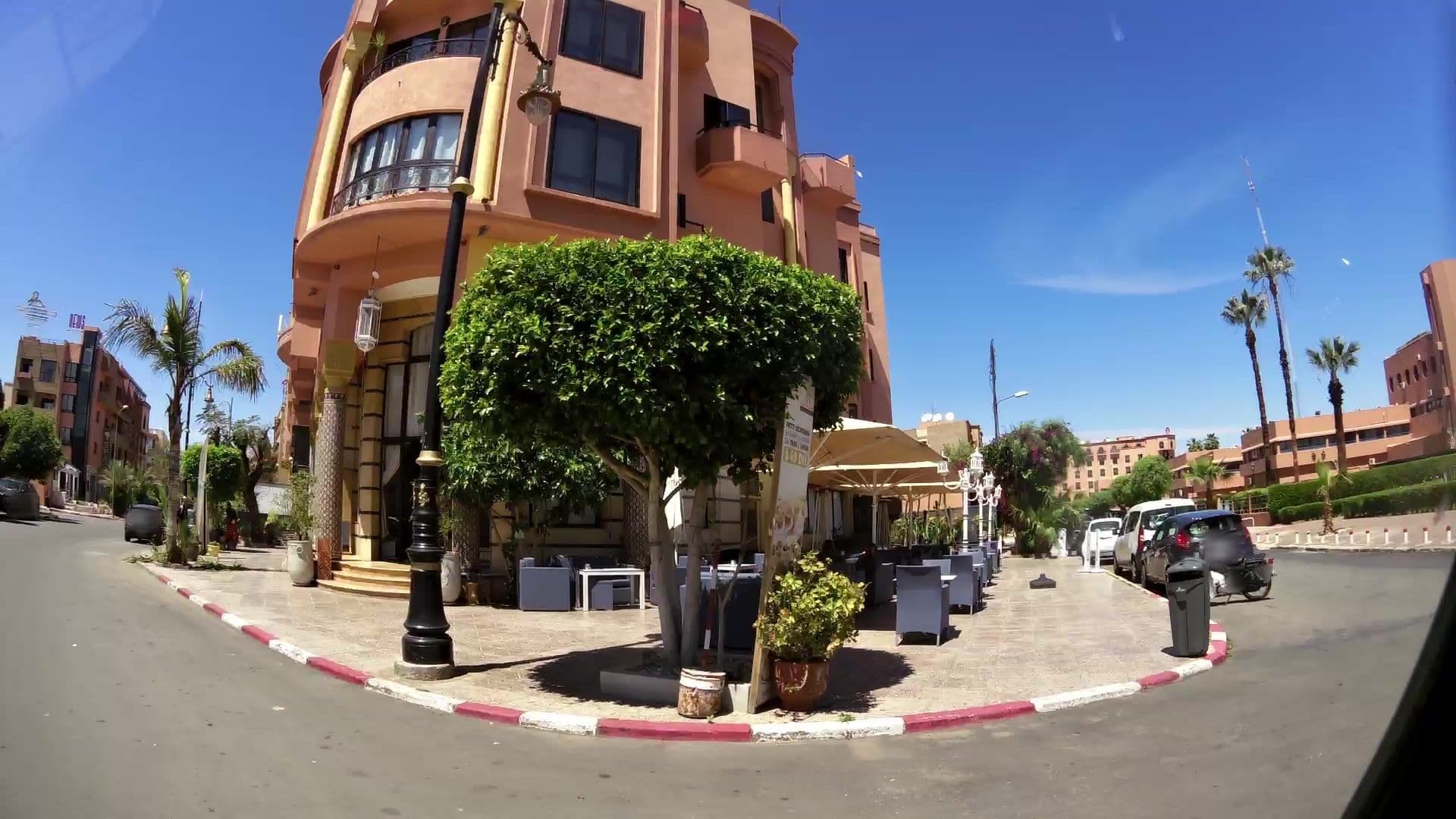 Street view near Hotel Amani, Marrakesh — © kaartcam (CC BY-SA · Mapillary)