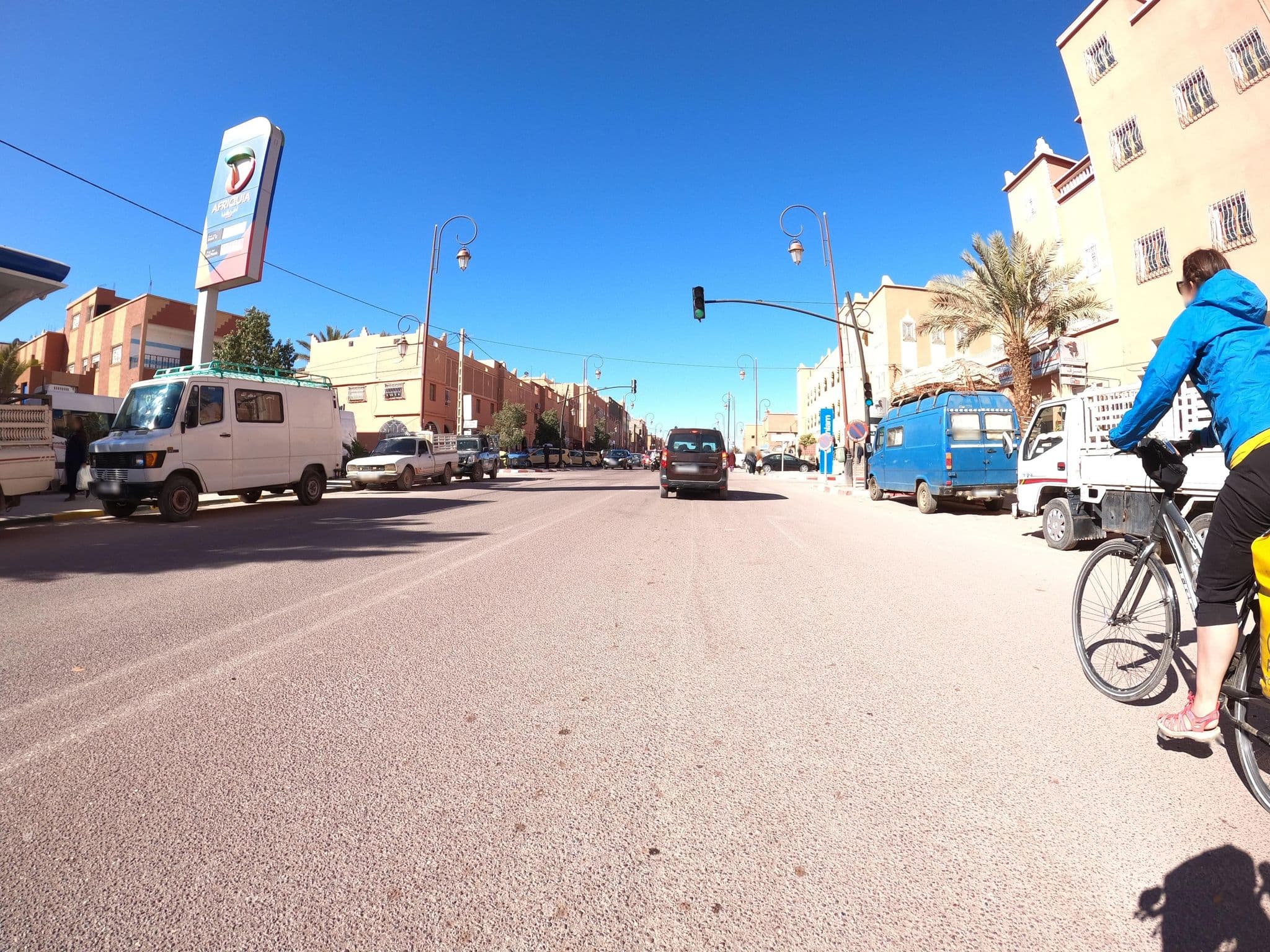 Street view near Ryad Ksar Aylan, Tabount — © masterofnoroad (CC BY-SA · Mapillary)