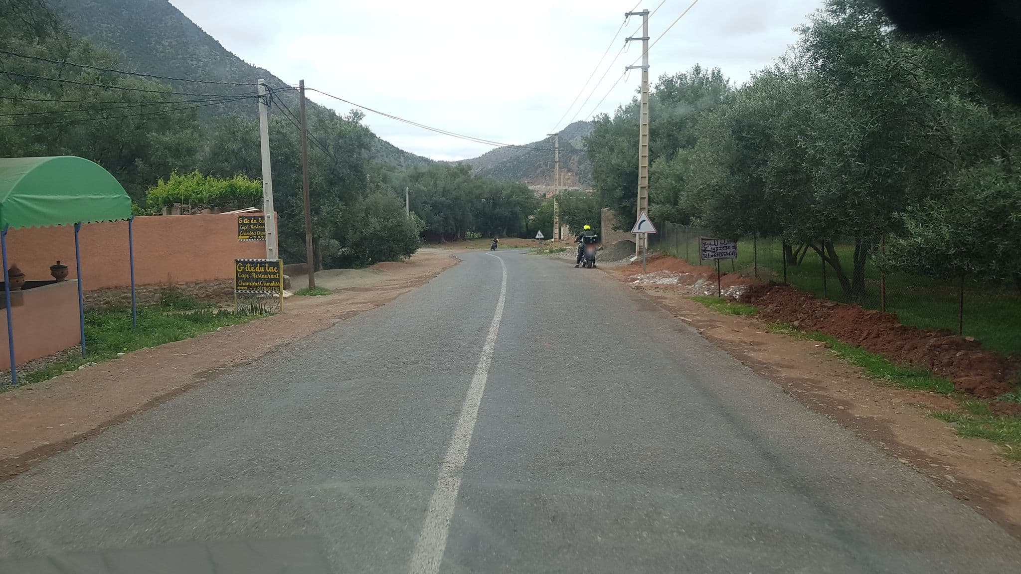 Street view near Gite Du Lac, Asni — © weinschaum (CC BY-SA · Mapillary)