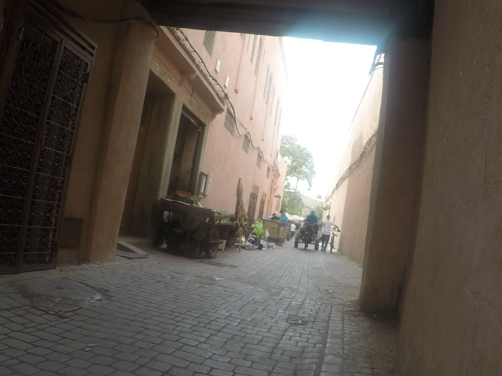 Street view near Riad Elmadani, Marrakesh — © chrisbeddow (CC BY-SA · Mapillary)