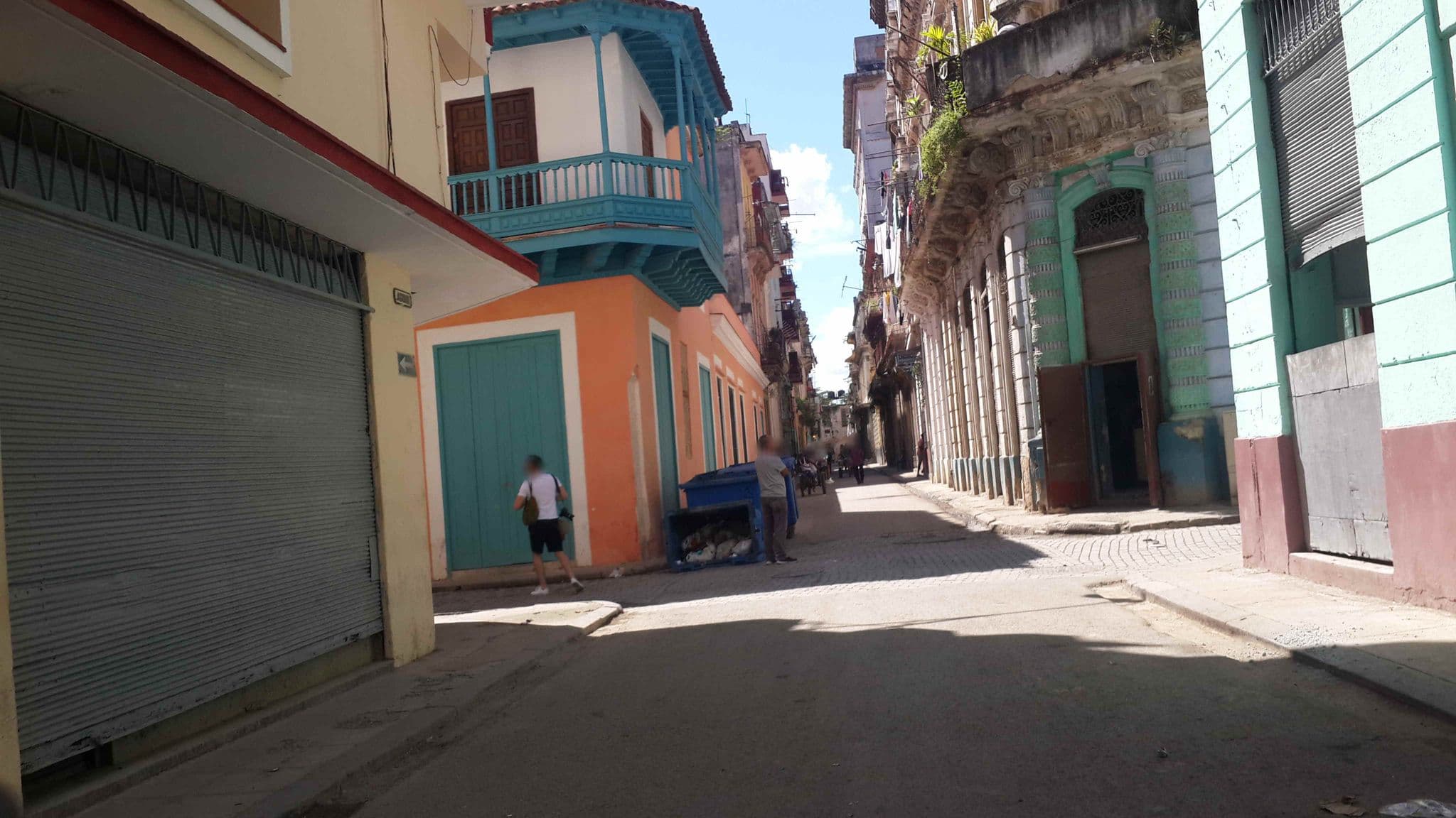 Street view near casa Tony, La Habana Vieja
