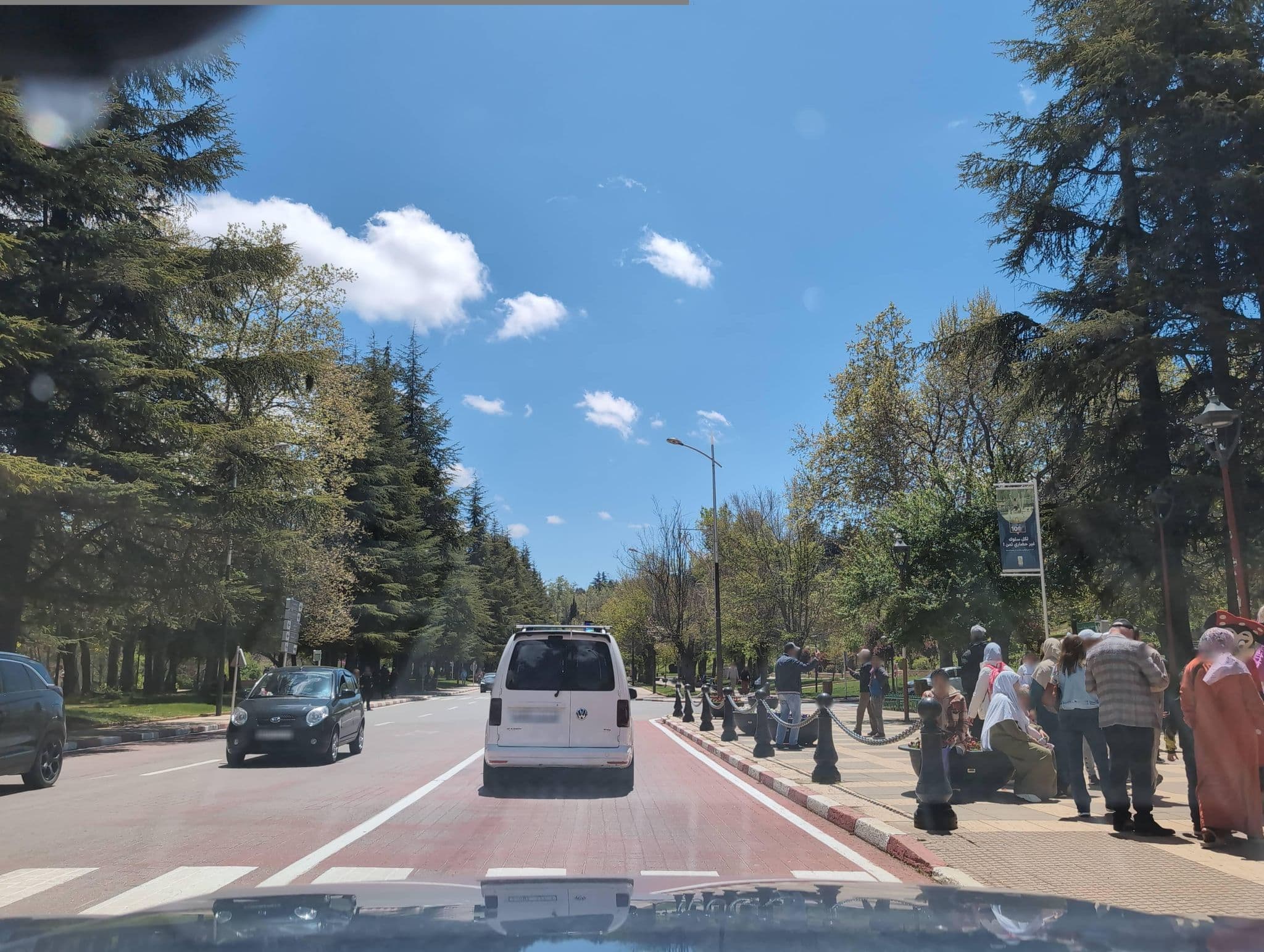 Street view near Dar Ewa, Ifrane — © ismaeltthds (CC BY-SA · Mapillary)