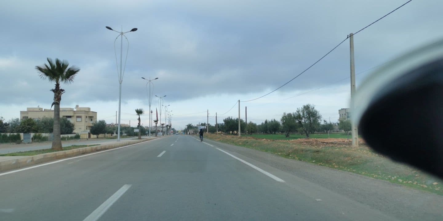 Street view near Le Pavillon D'or, Oulad Tayeb — © ismaeltthds (CC BY-SA · Mapillary)