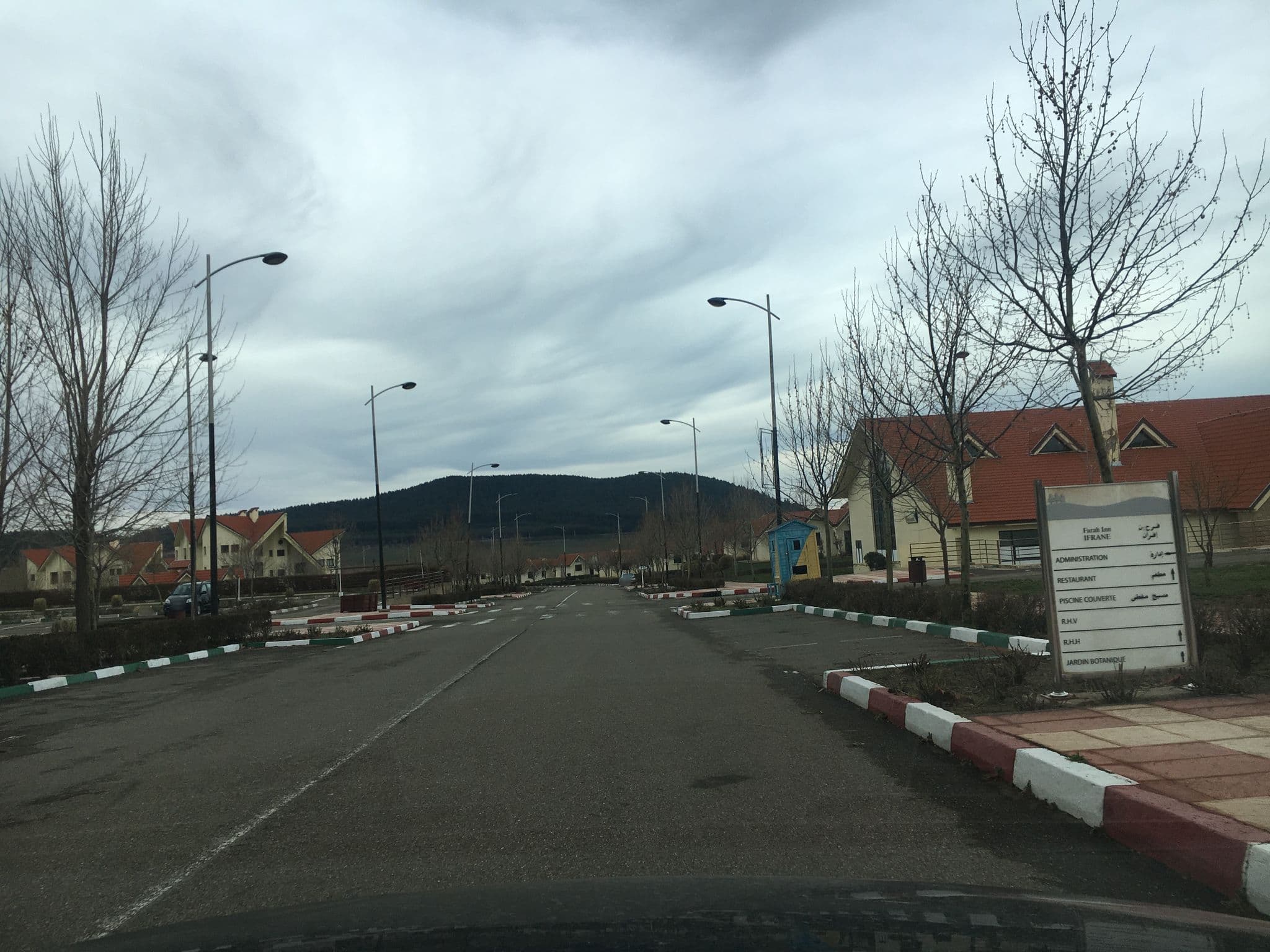 Street view near Farah Inn Hotel & Resort, Ifrane — © her5555 (CC BY-SA · Mapillary)