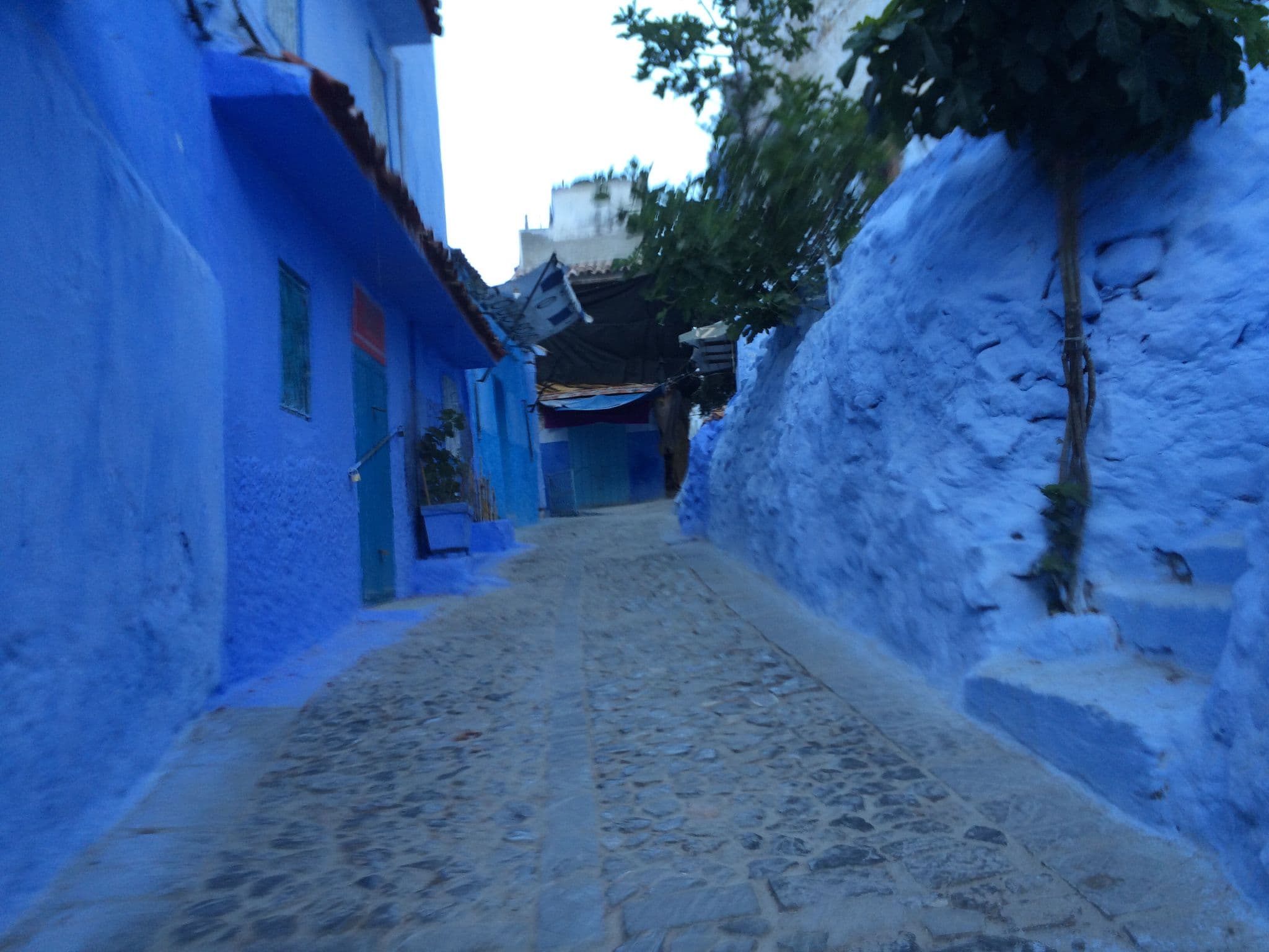 Street view near Riad Mosaic, Chefchaouen — © sige (CC BY-SA · Mapillary)