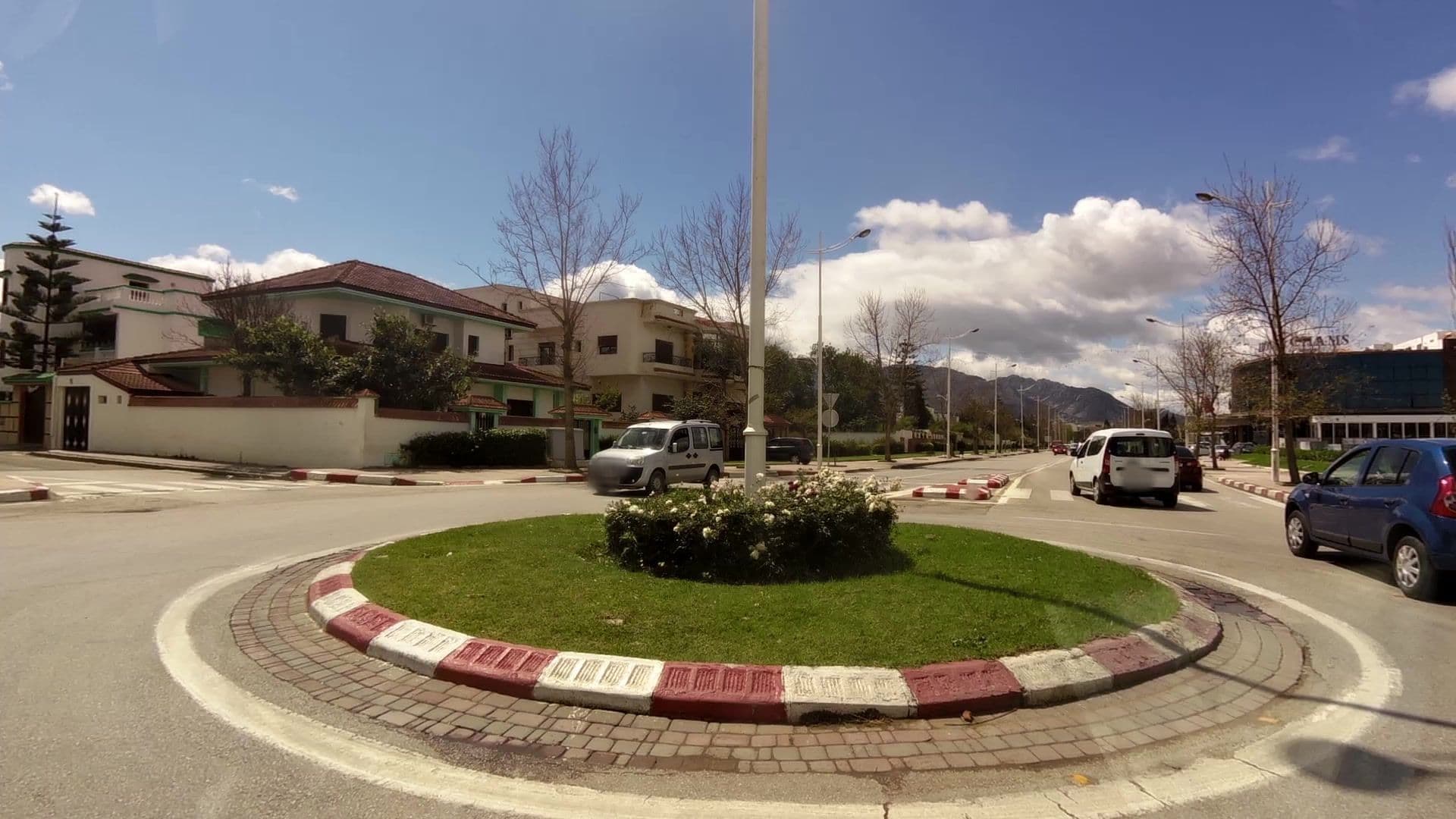 Street view near Dreams Hotel, Tétouan — © kaartcam (CC BY-SA · Mapillary)