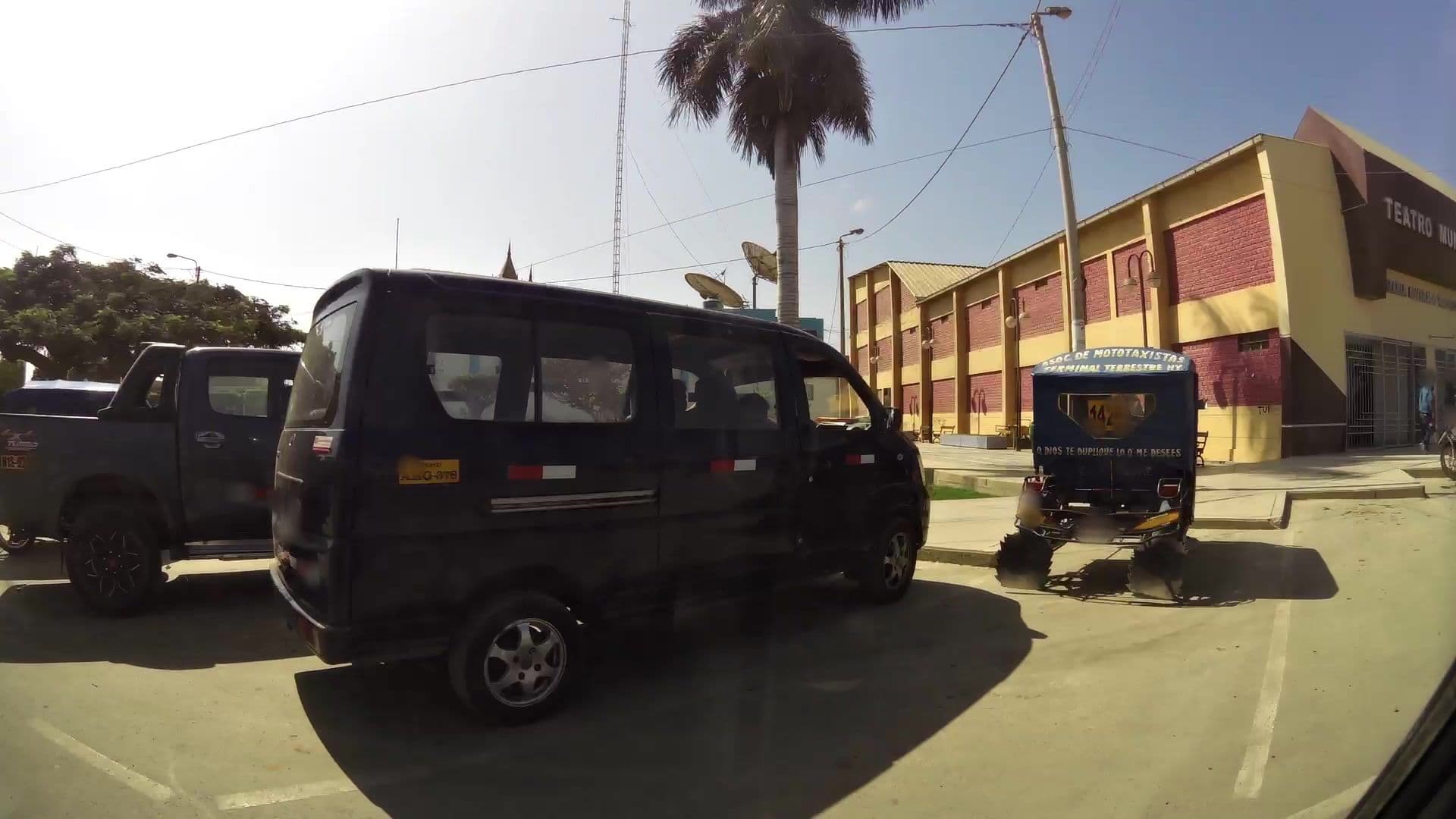 Street view near Hotel La Cordialidad, Huarmey — © kaartcam (CC BY-SA · Mapillary)