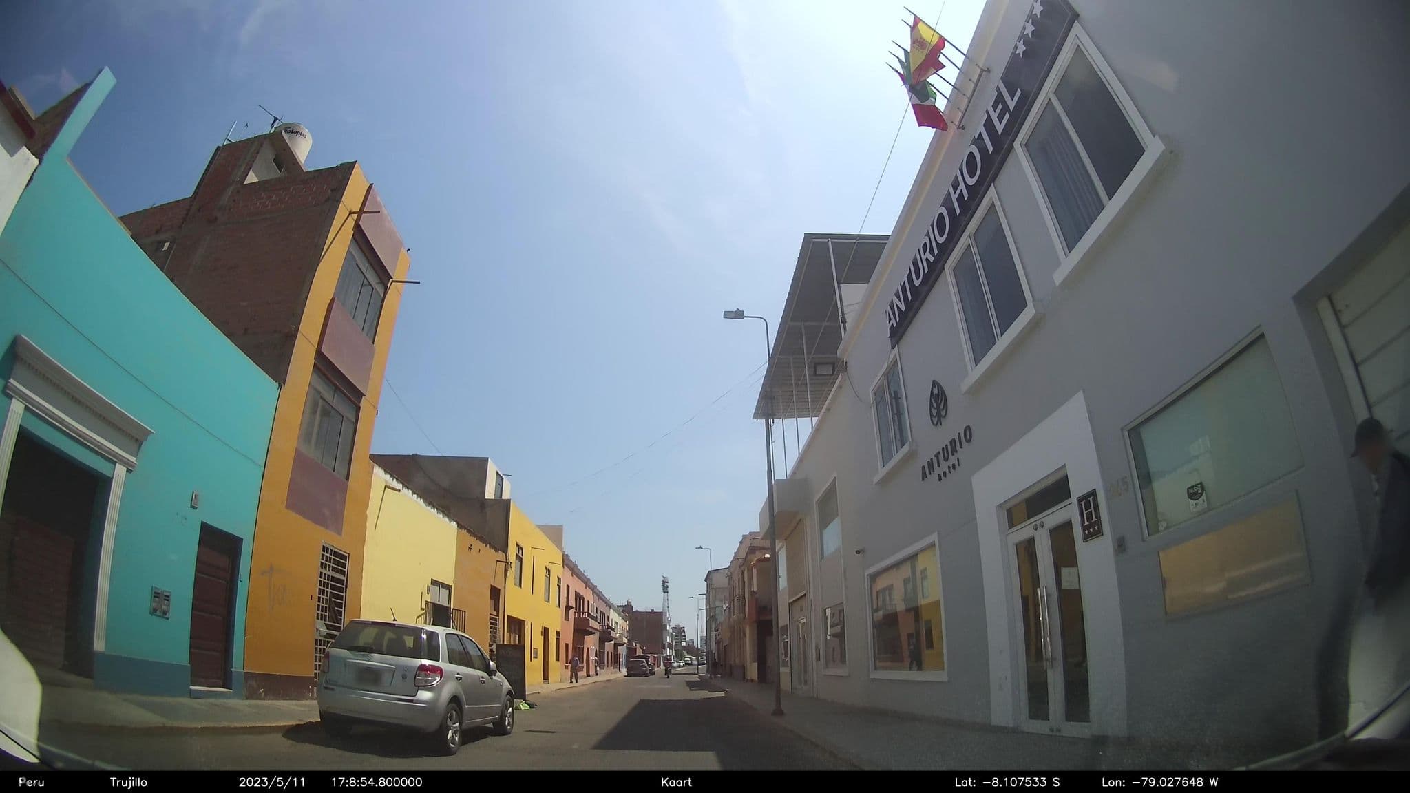 Street view near Gran Recreo Hotel, Trujillo — © kaart_2 (CC BY-SA · Mapillary)