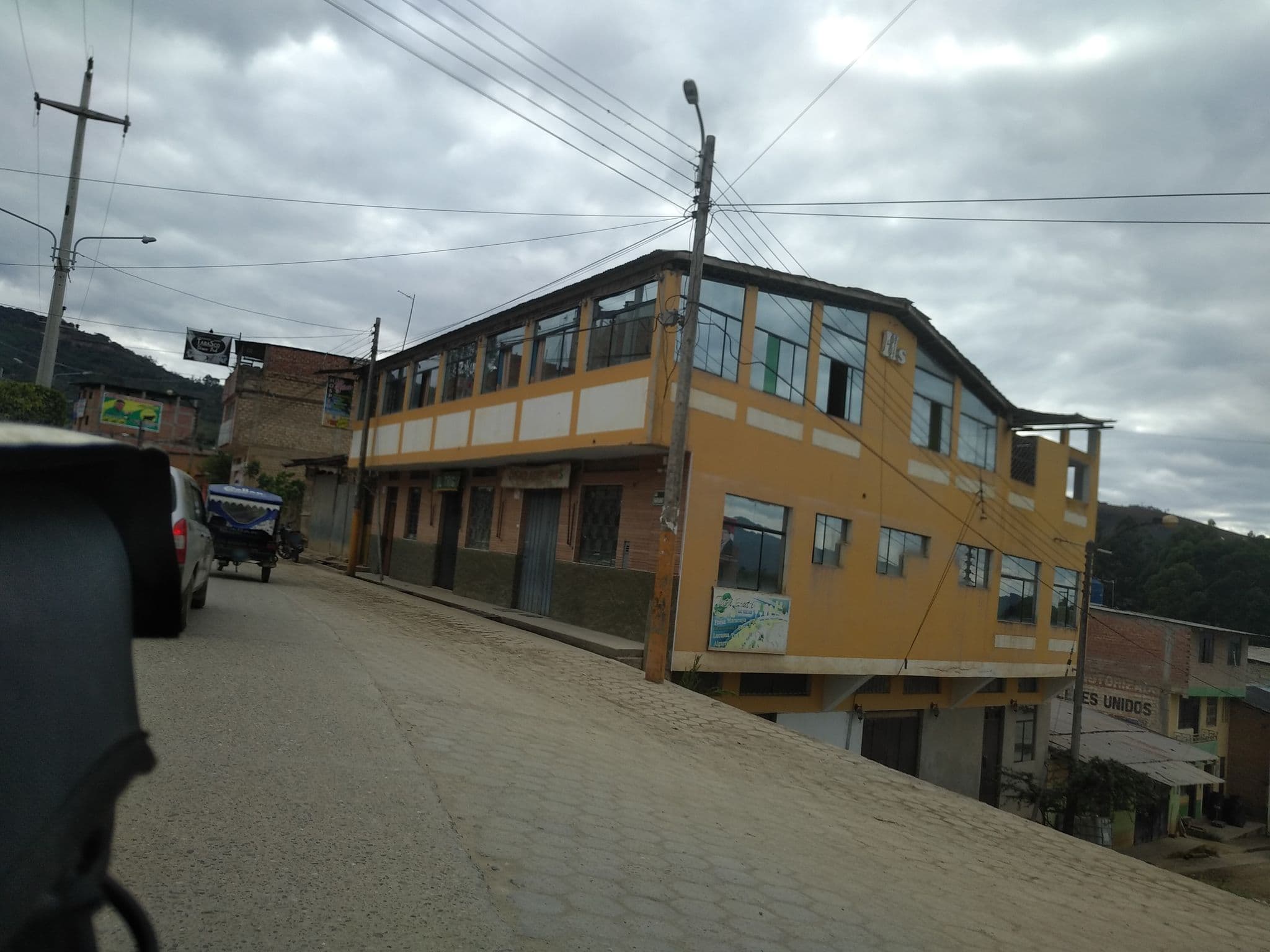 Street view near Hotel Conquistador, San Ignacio — © nomadmapper (CC BY-SA · Mapillary)