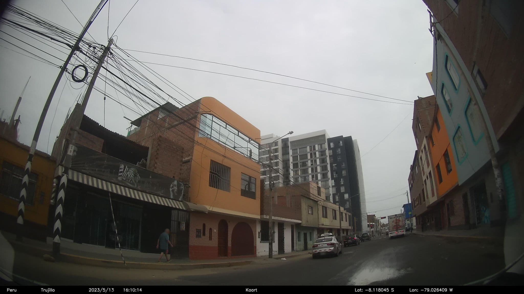 Street view near Hostal Roma, Trujillo — © kaart_2 (CC BY-SA · Mapillary)