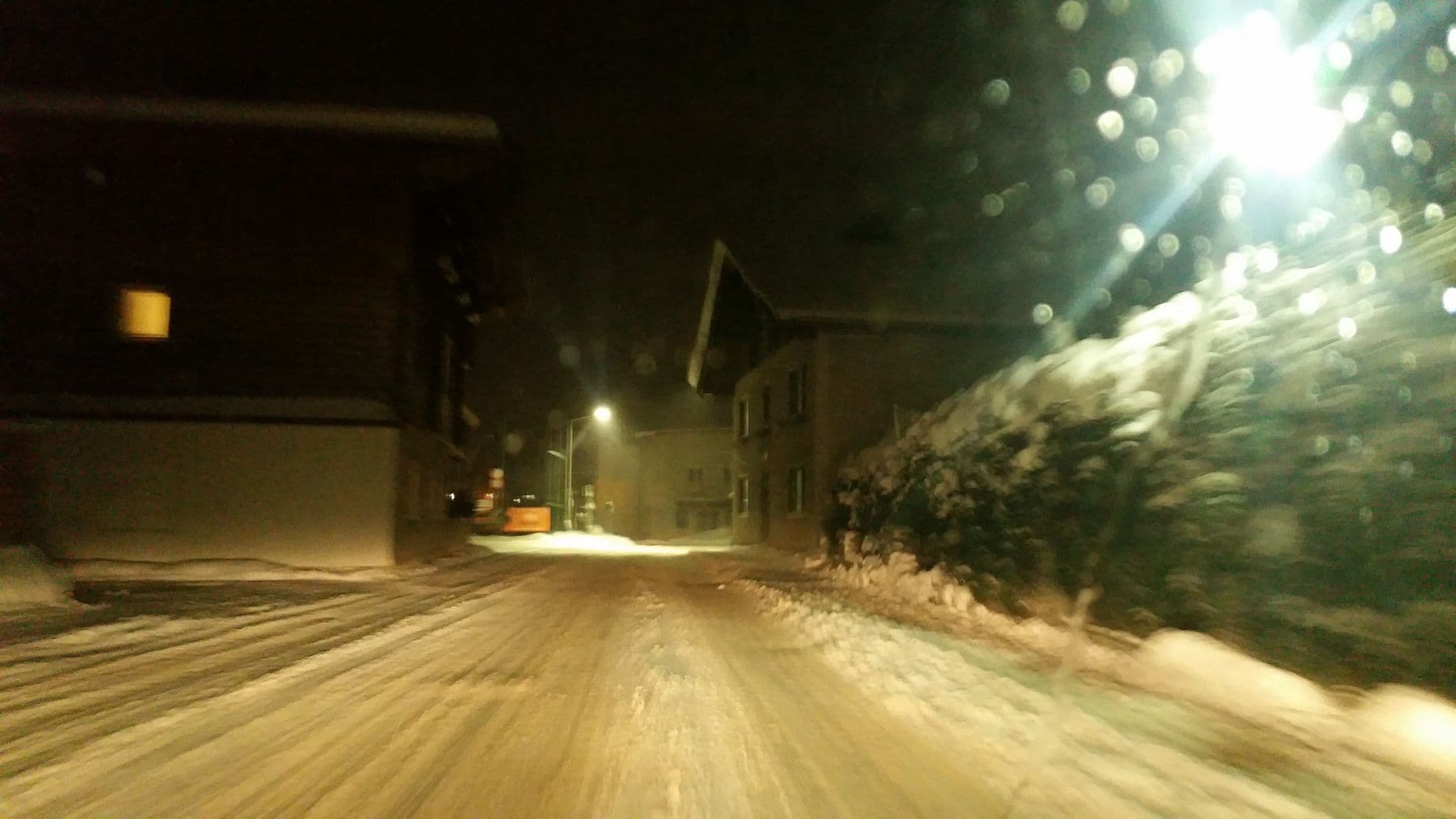 Street view near Besenhaus, Altenmarkt im Pongau — © it_s_so_funny (CC BY-SA · Mapillary)
