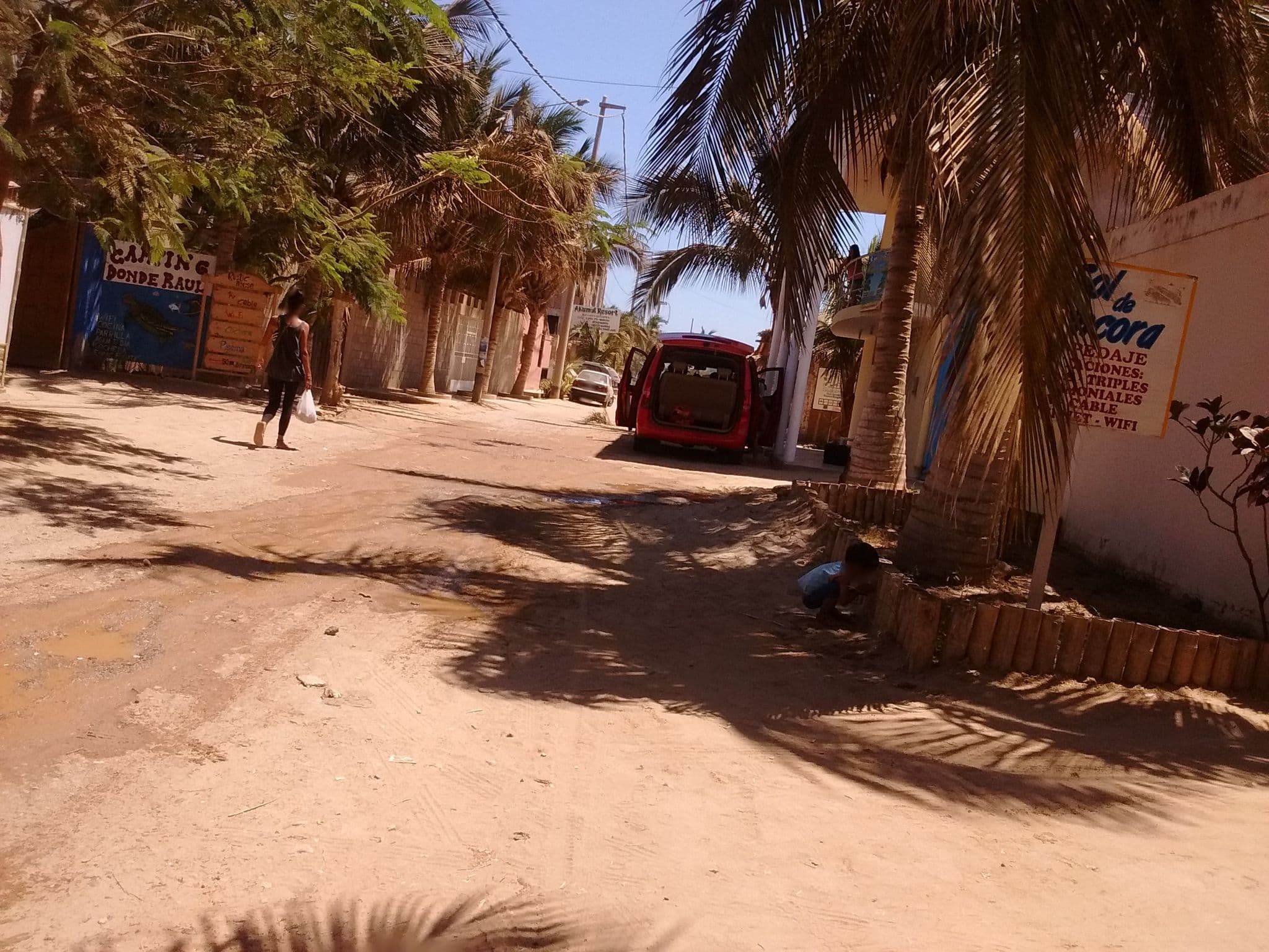 Street view near Piscina, Máncora — © johnarupire (CC BY-SA · Mapillary)