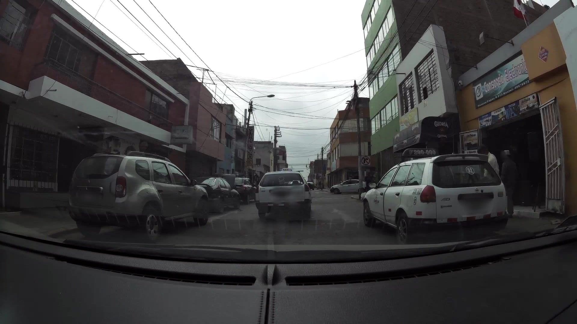 Street view near Hotel Chan Chan, Trujillo — © kaartcam (CC BY-SA · Mapillary)