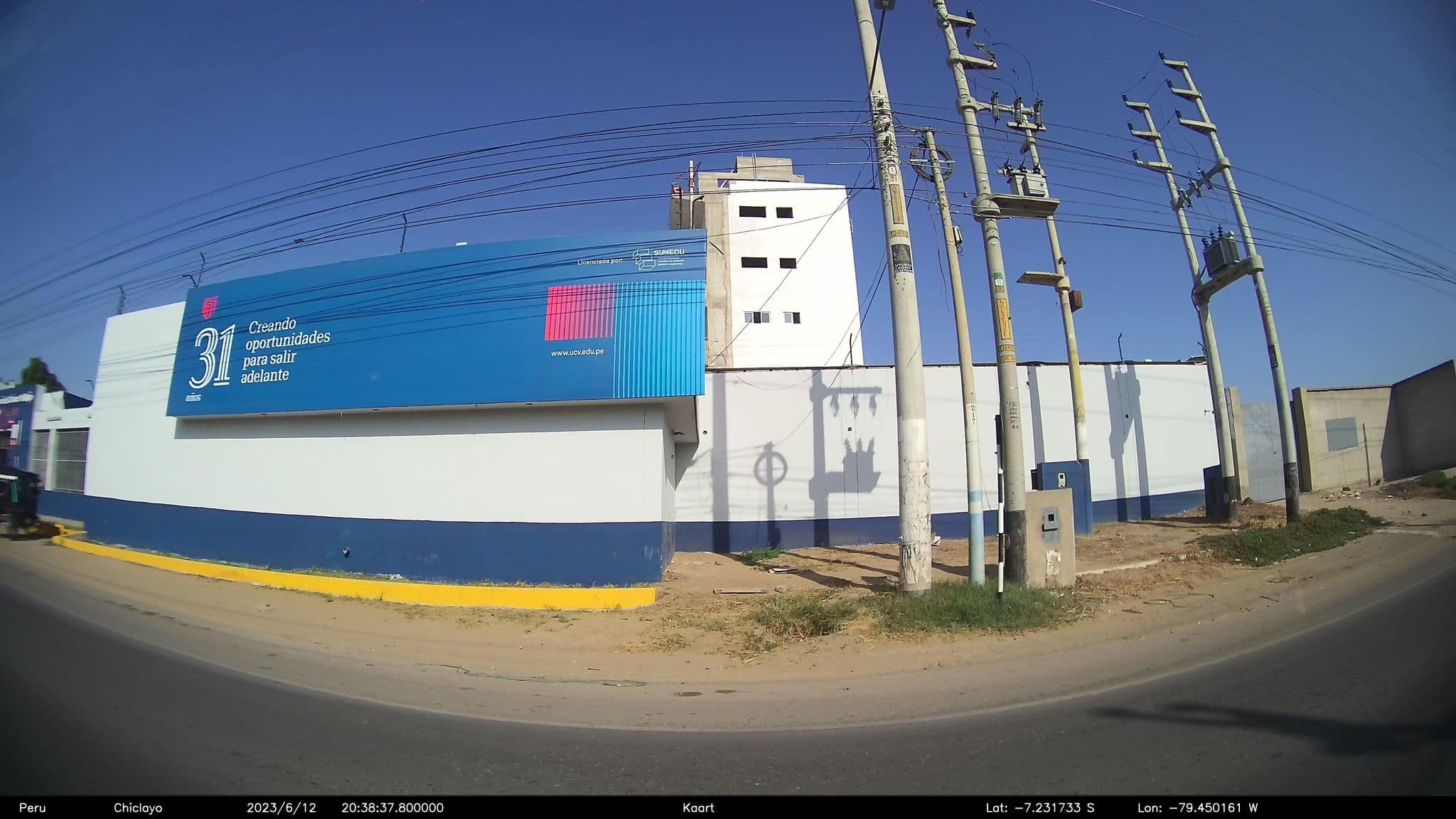 Street view near Puente Azul, Chepén — © kaart_2 (CC BY-SA · Mapillary)