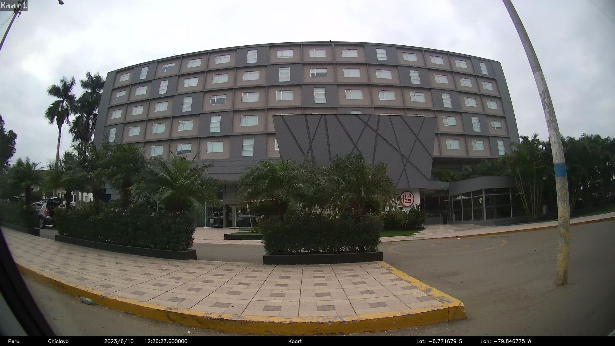 Street view near Casa Andina Select Chiclayo, Chiclayo — © kaart_2 (CC BY-SA · Mapillary)