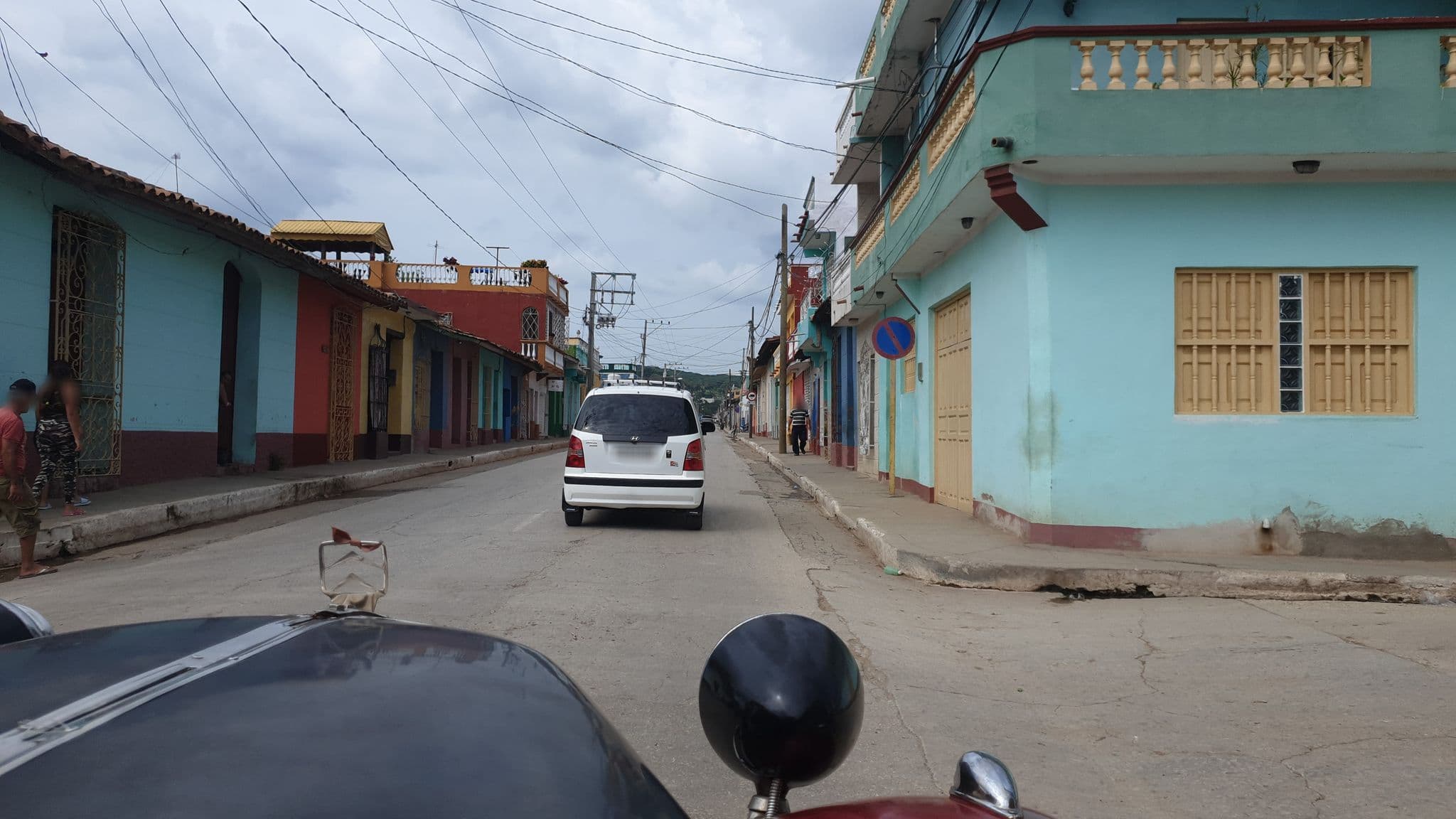 Street view near Casa Cristal, Trinidad