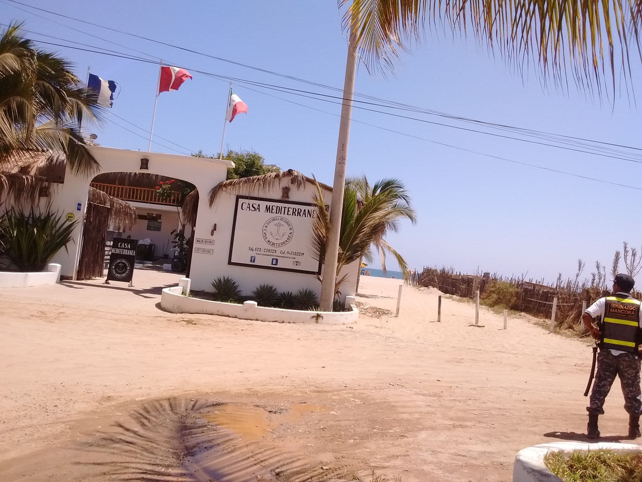 Street view near Piscina do hotel, Máncora — © johnarupire (CC BY-SA · Mapillary)